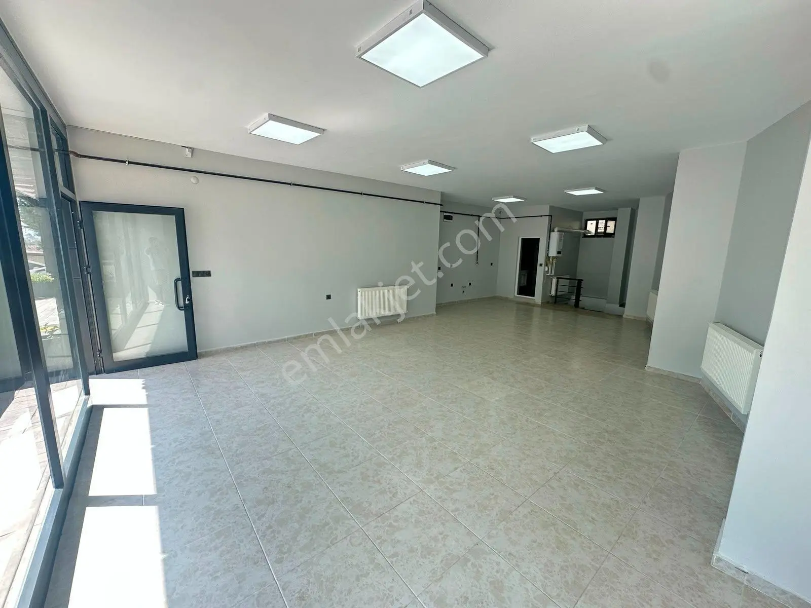 Vepaş'tan Esentepe Ana Cadde Üzerinde Kiralık Dükkân 75 M² - Görsel 5