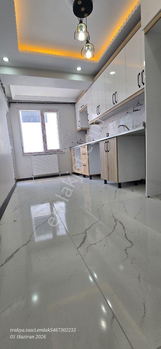 Kapaklı Merkezde Satılık 3+1 Sıfır İskanlı Asansörlü Daire - Görsel 14