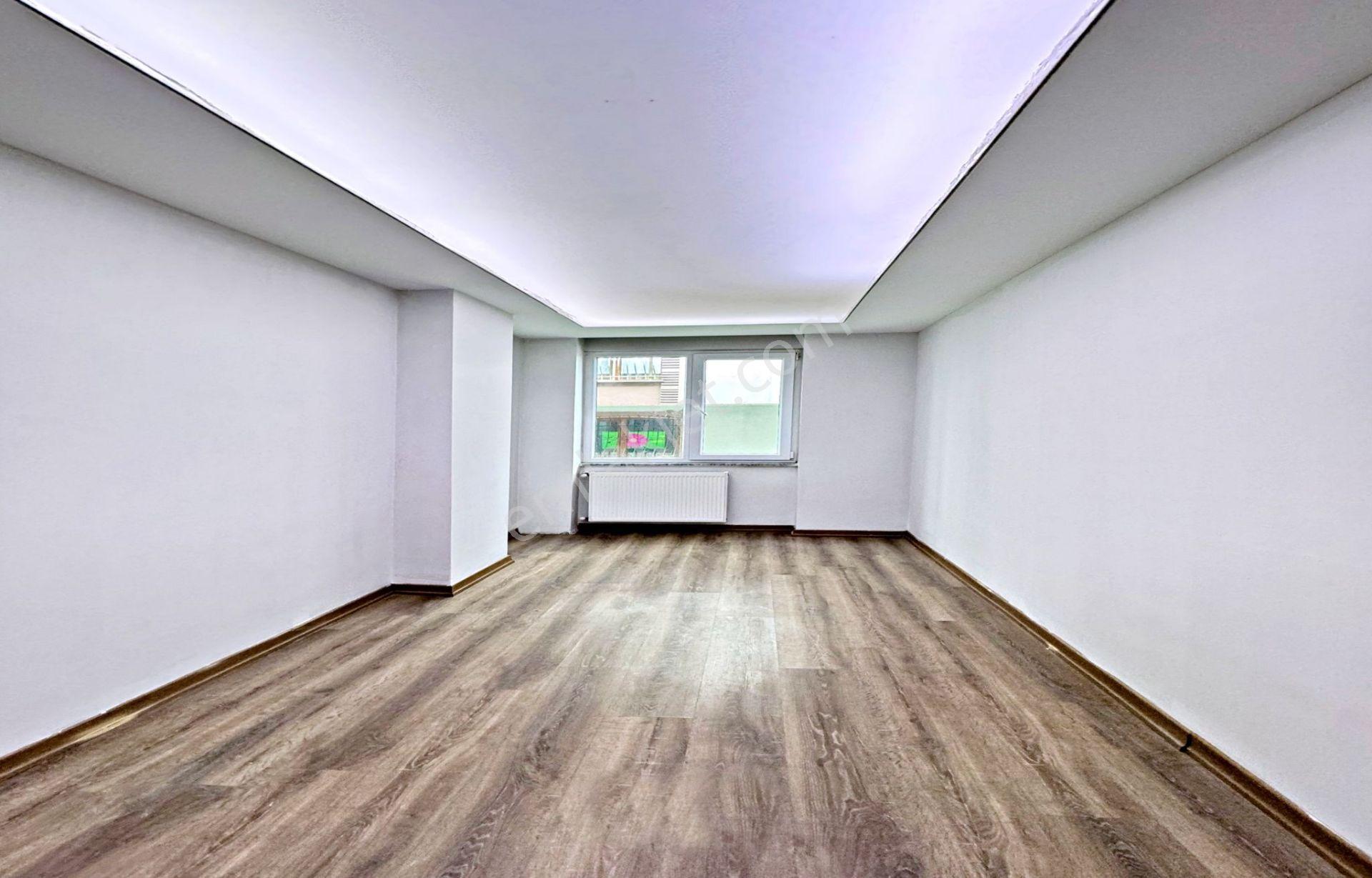 Metrobüse Yürüme Mesafesinde Butik Site İçi Ebeveyn Banyolu Kapalı Otoparklı 2+1 Arakat Daire - Görsel 26