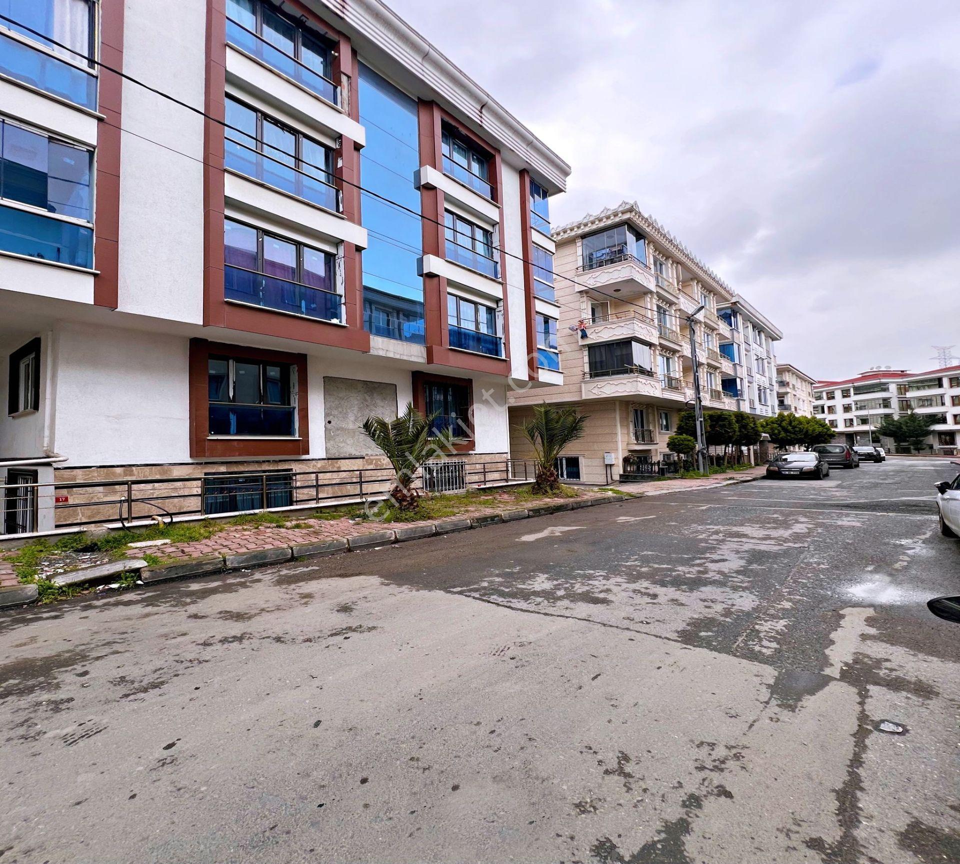 Metrobüse Yürüme Mesafesinde Butik Site İçi Ebeveyn Banyolu Kapalı Otoparklı 2+1 Arakat Daire - Görsel 2
