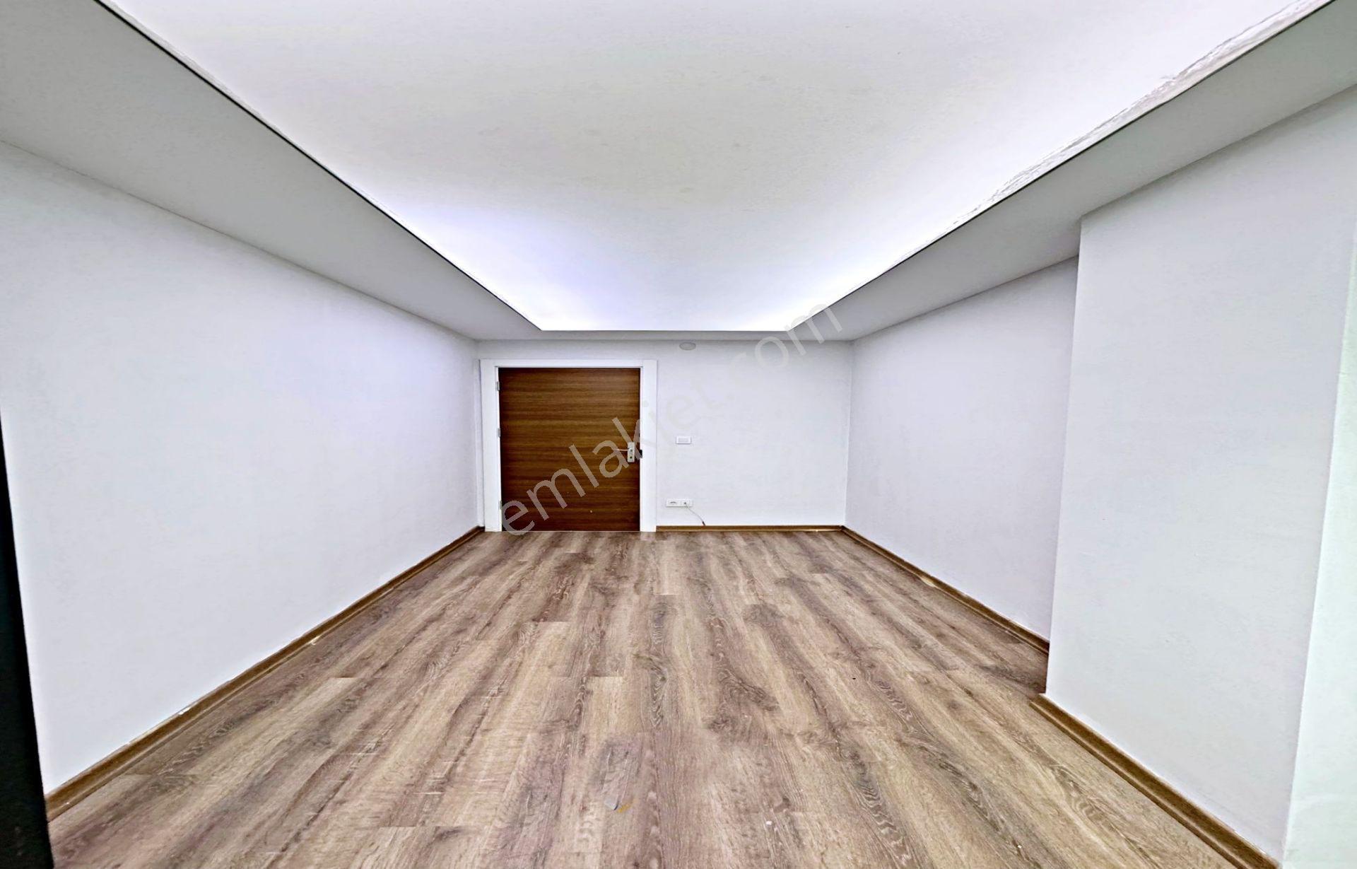 Metrobüse Yürüme Mesafesinde Butik Site İçi Ebeveyn Banyolu Kapalı Otoparklı 2+1 Arakat Daire - Görsel 23