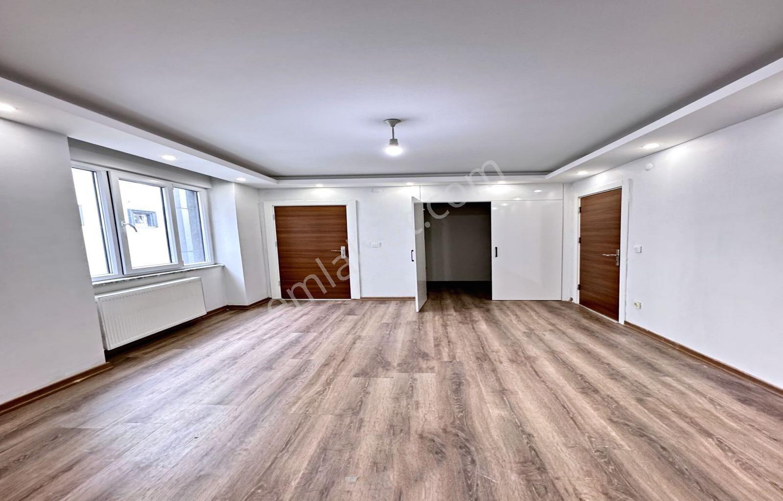 Metrobüse Yürüme Mesafesinde Butik Site İçi Ebeveyn Banyolu Kapalı Otoparklı 2+1 Arakat Daire - Görsel 9