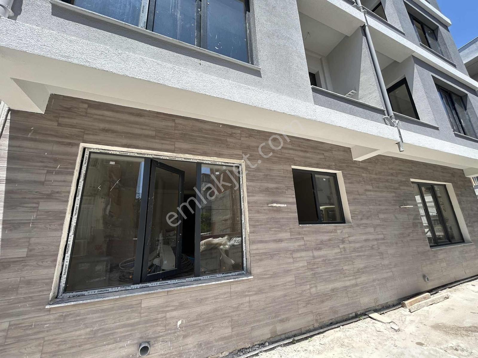Kuşadası Merkez Sahile Yürme Mesafesinde Dubleks 2+1 Daire