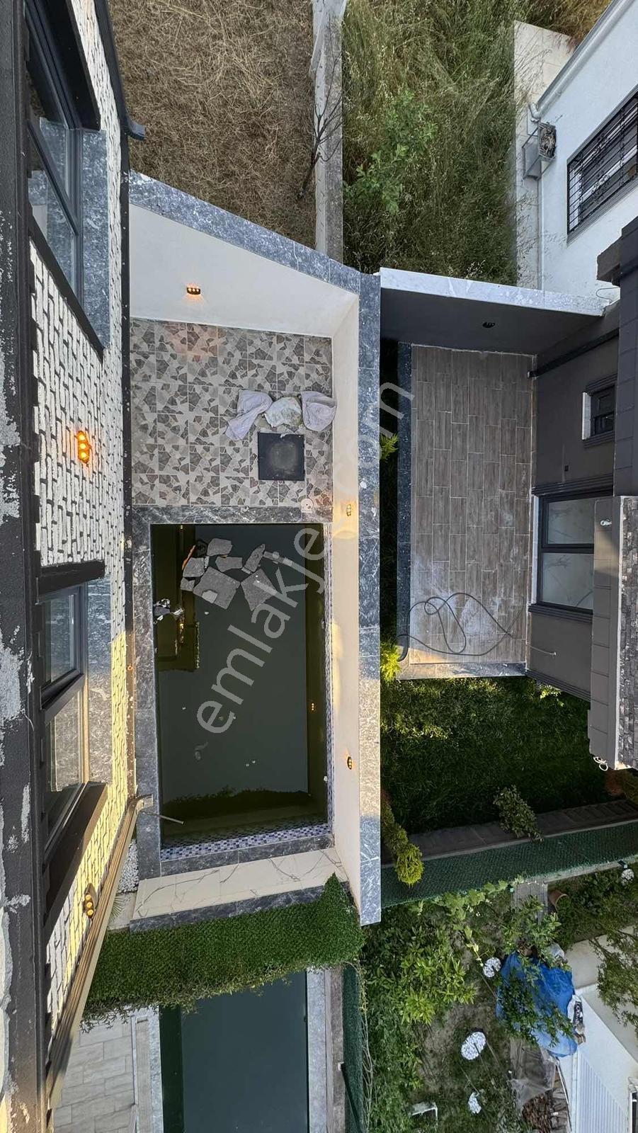 Demir Emlak'tan Satılık Havuzlu Kapanmaz Deniz Manzaralı Villa - Görsel 23