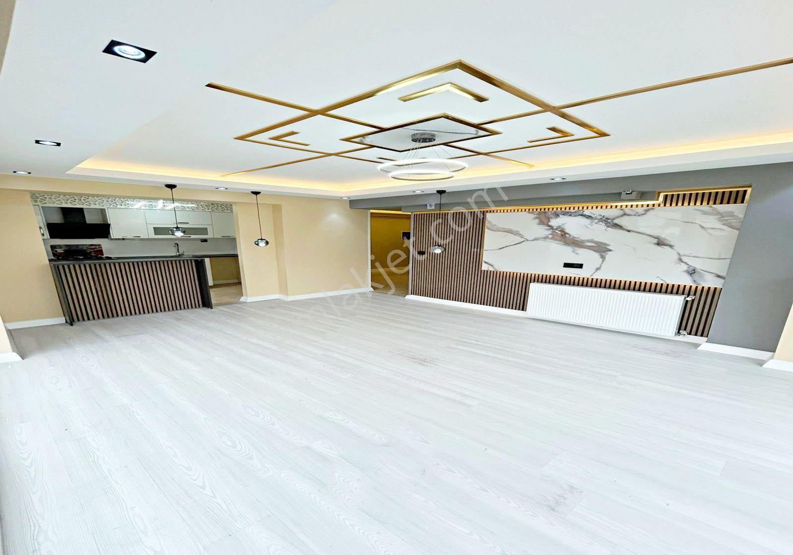 Haramidere Metrobüs Durağı Yanında Lux Site İçi 2+1 Daire - Görsel 18