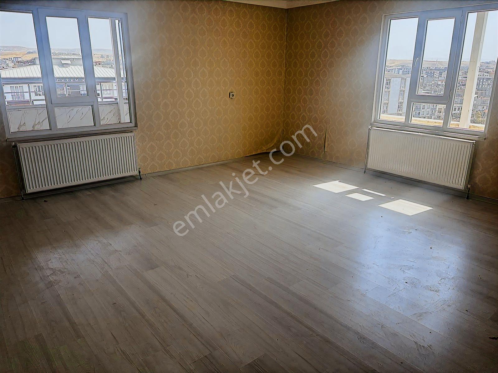 Çevre Yolu Üzerinde Kiralık Lüx Teras - Görsel 13