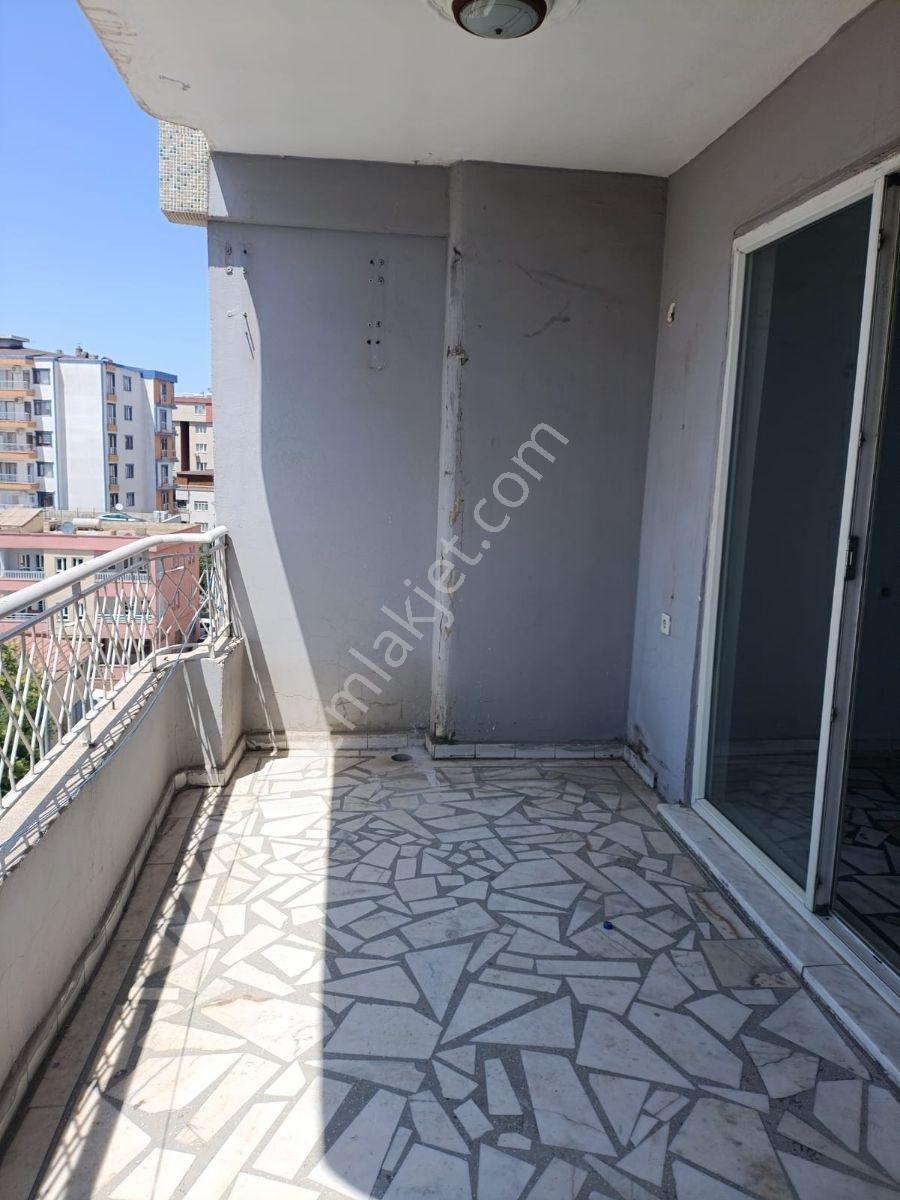 Emlak 72 ' Den Medical Point Hastanesi Yanında Satılık Daire - Görsel 7