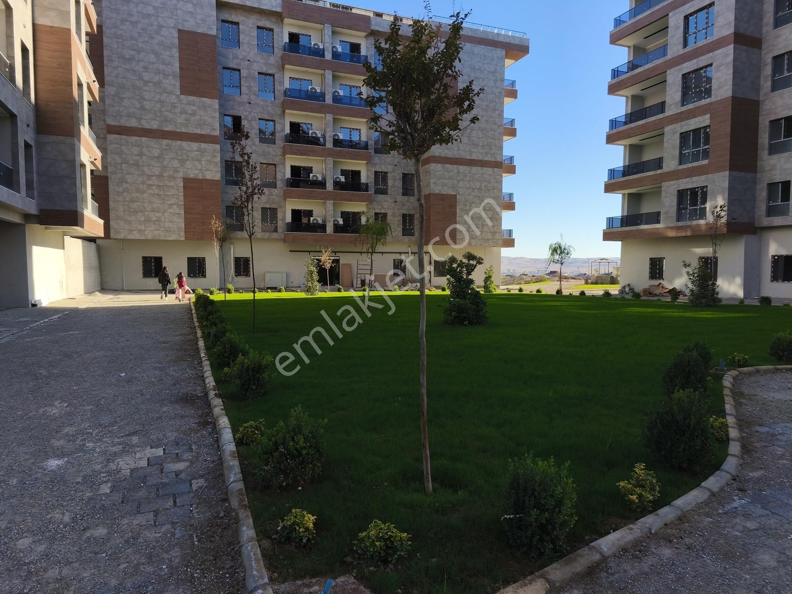 Emlak 72'den Kınay Park Orman Sitesinde Kiralık 3+1 Lüks Daire - Görsel 12