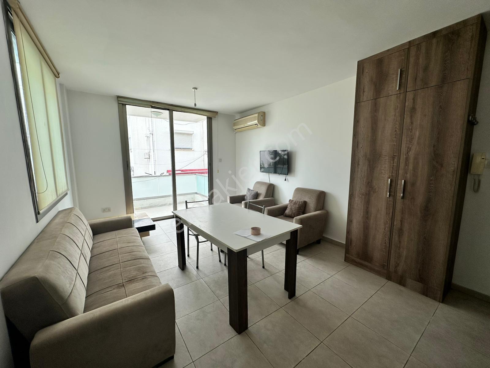 Gönyelide Kıralık 2+1 Eşyalı Daire - Görsel 2