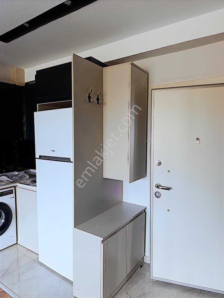 Gültepe'de Dayalı Döşeli Ultra Lüks 1+1 Daire - Görsel 11