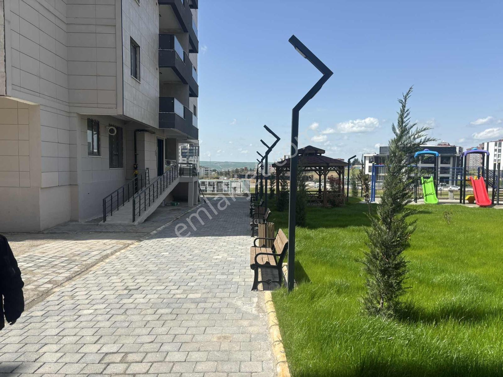 Tılmerçte Kiralık 2.5+1 Daire - Görsel 8