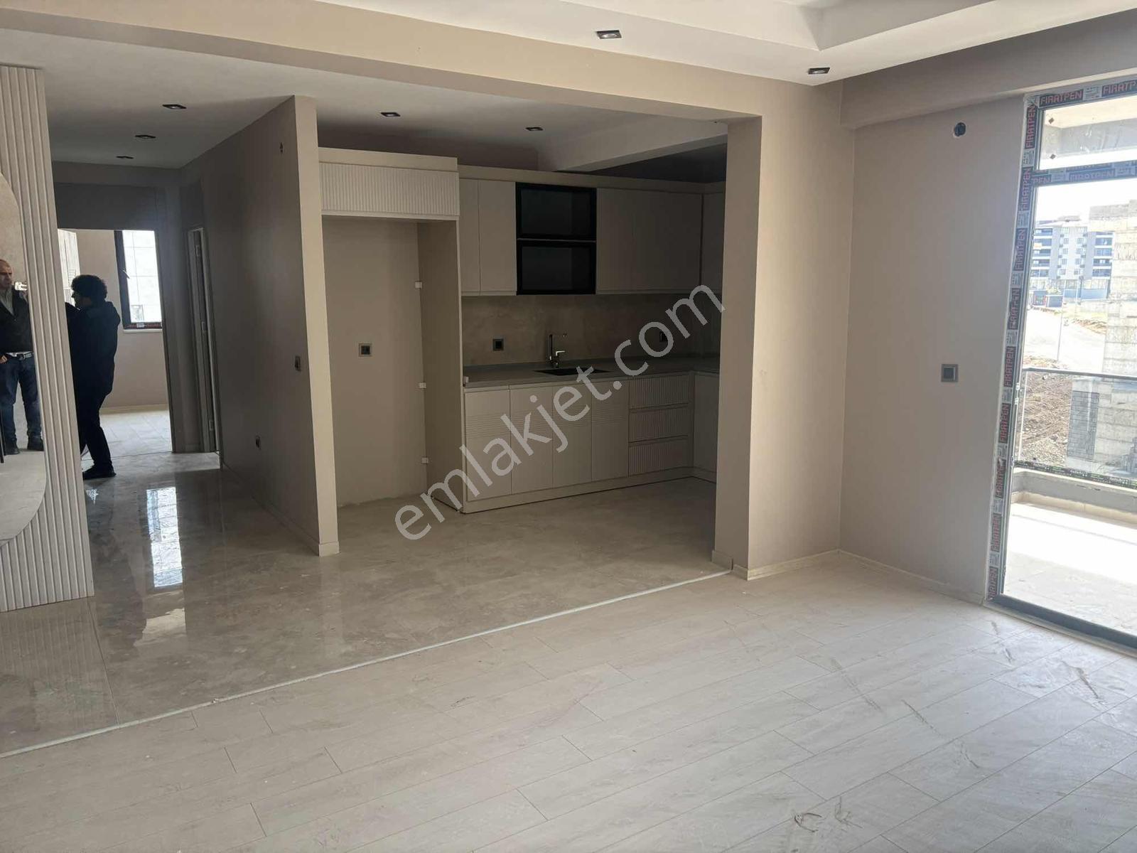 Tılmerçte Kiralık 2.5+1 Daire - Görsel 4