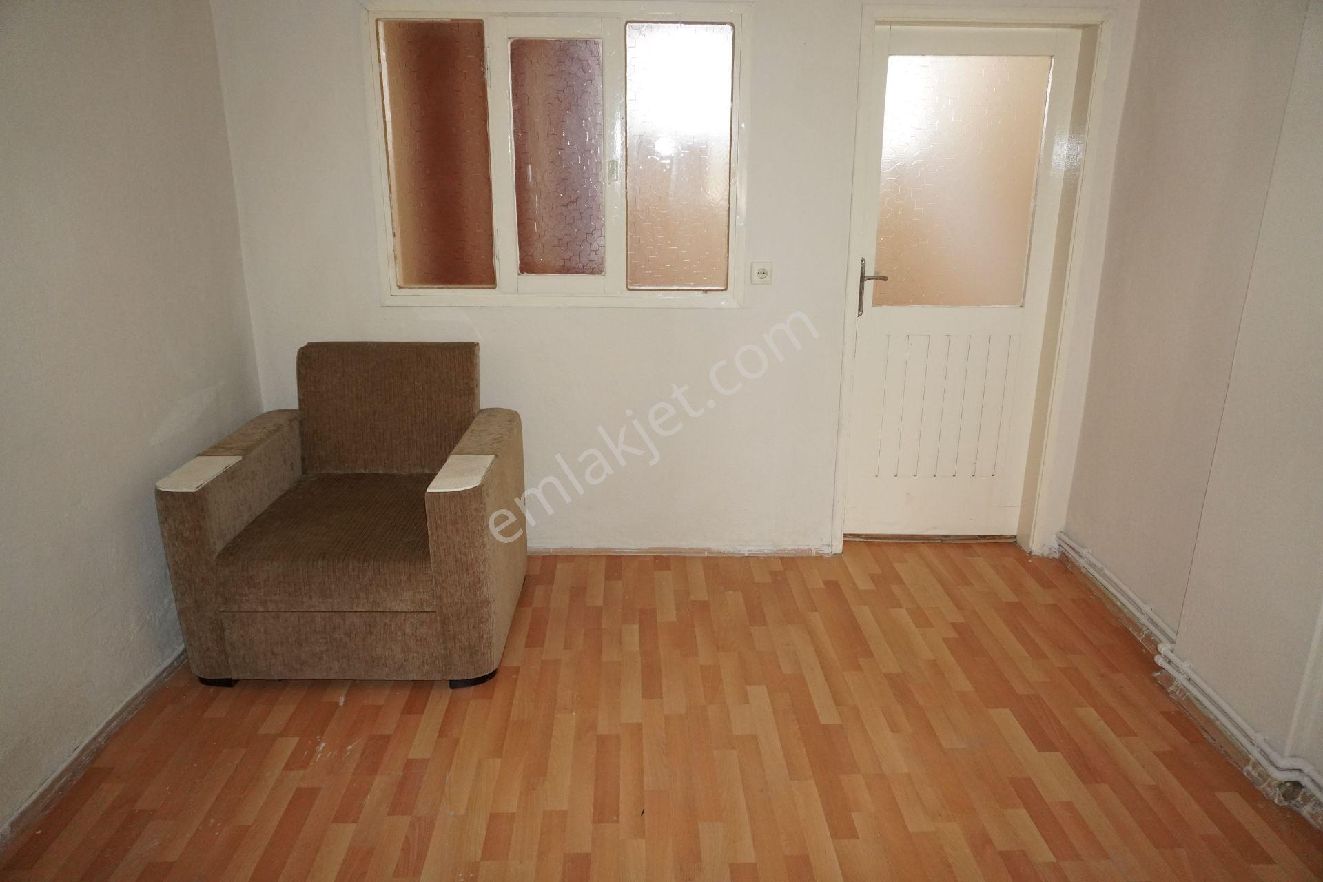 Çiğli Yakakentte Dogalgazlı Kiralık Daire Çiğli Serkan Emlakdan - Görsel 12