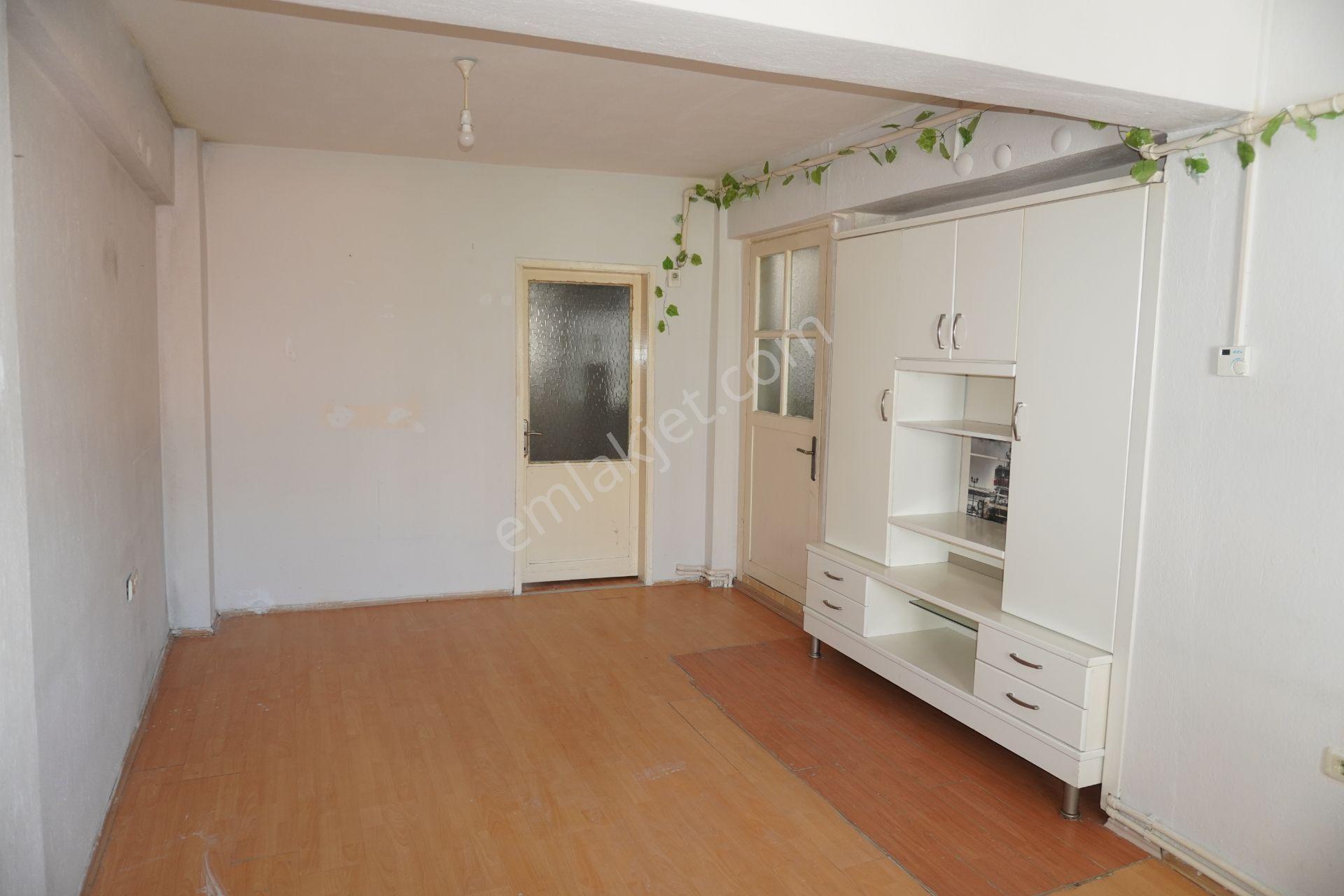 Çiğli Yakakentte Dogalgazlı Kiralık Daire Çiğli Serkan Emlakdan - Görsel 7