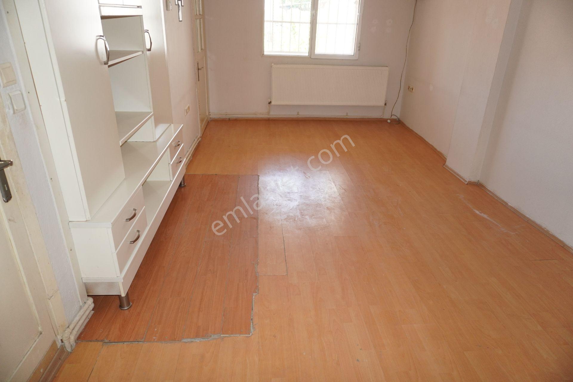 Çiğli Yakakentte Dogalgazlı Kiralık Daire Çiğli Serkan Emlakdan - Görsel 13