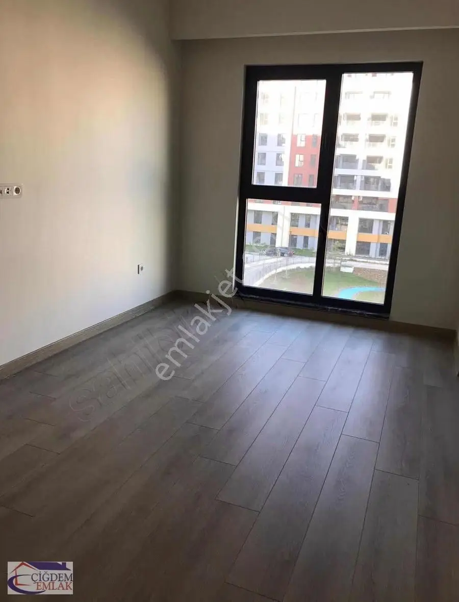 Fuzul Avrasya 2 Sitesi'nde Kapalı Mutf. 2+1 Kiralık Daire - Görsel 2