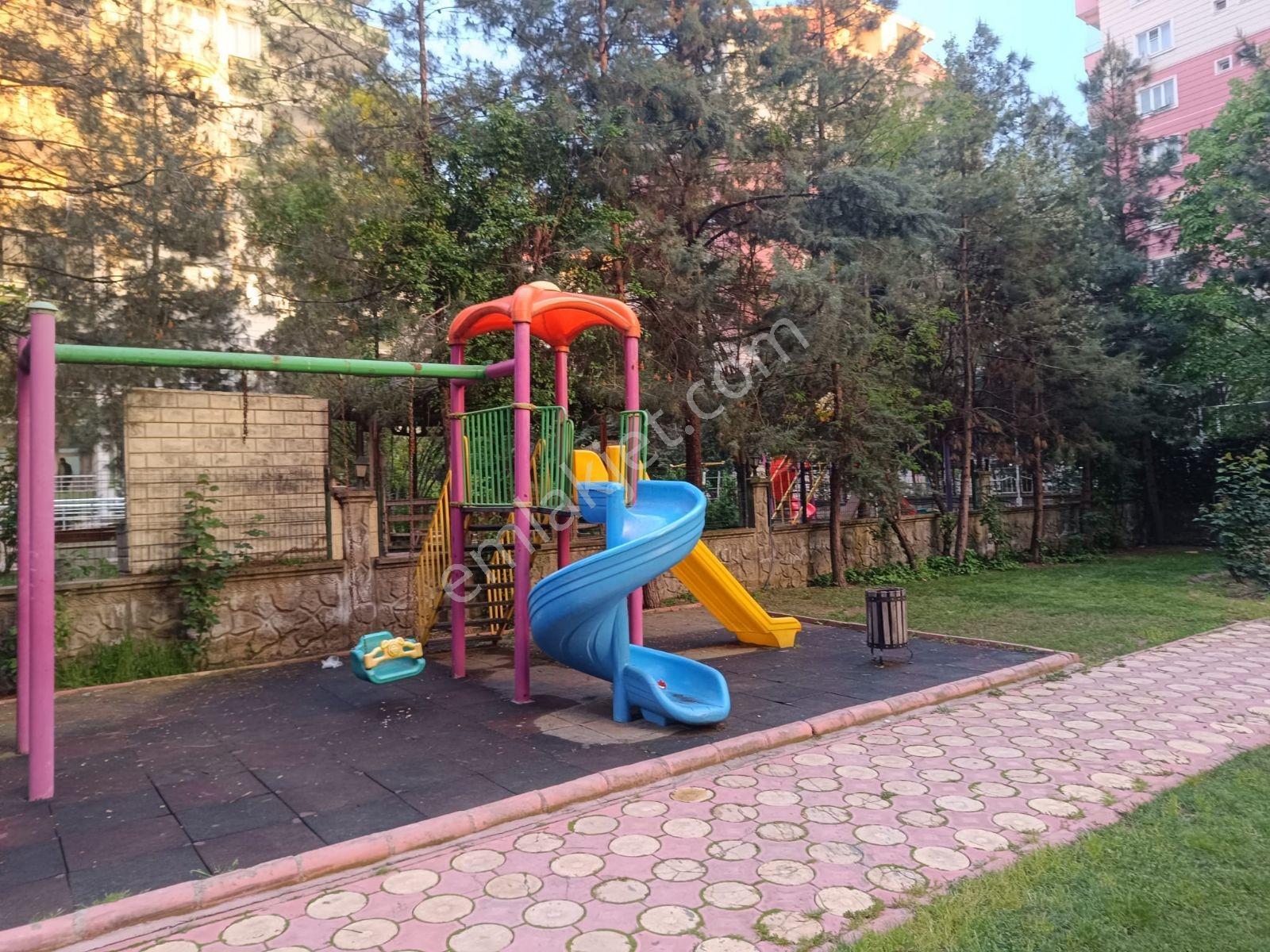 Gültepe'de Acil Satılık Dubleks 6+1 Fırsat Daire. - Görsel 34