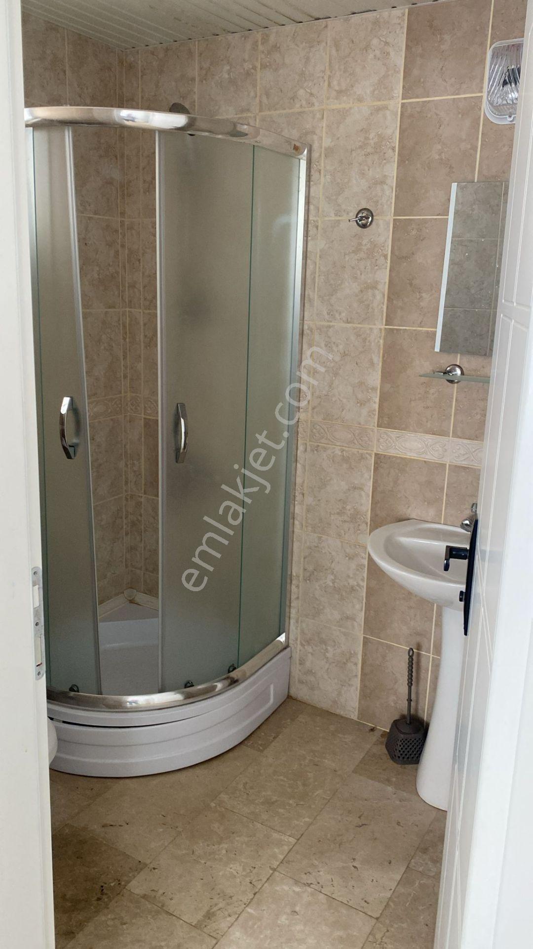 Mahmutlar Mahallesinde Uzun Dönem Kiralık Tripleks Villa Mahmutlar Alanya Antalya - Görsel 18