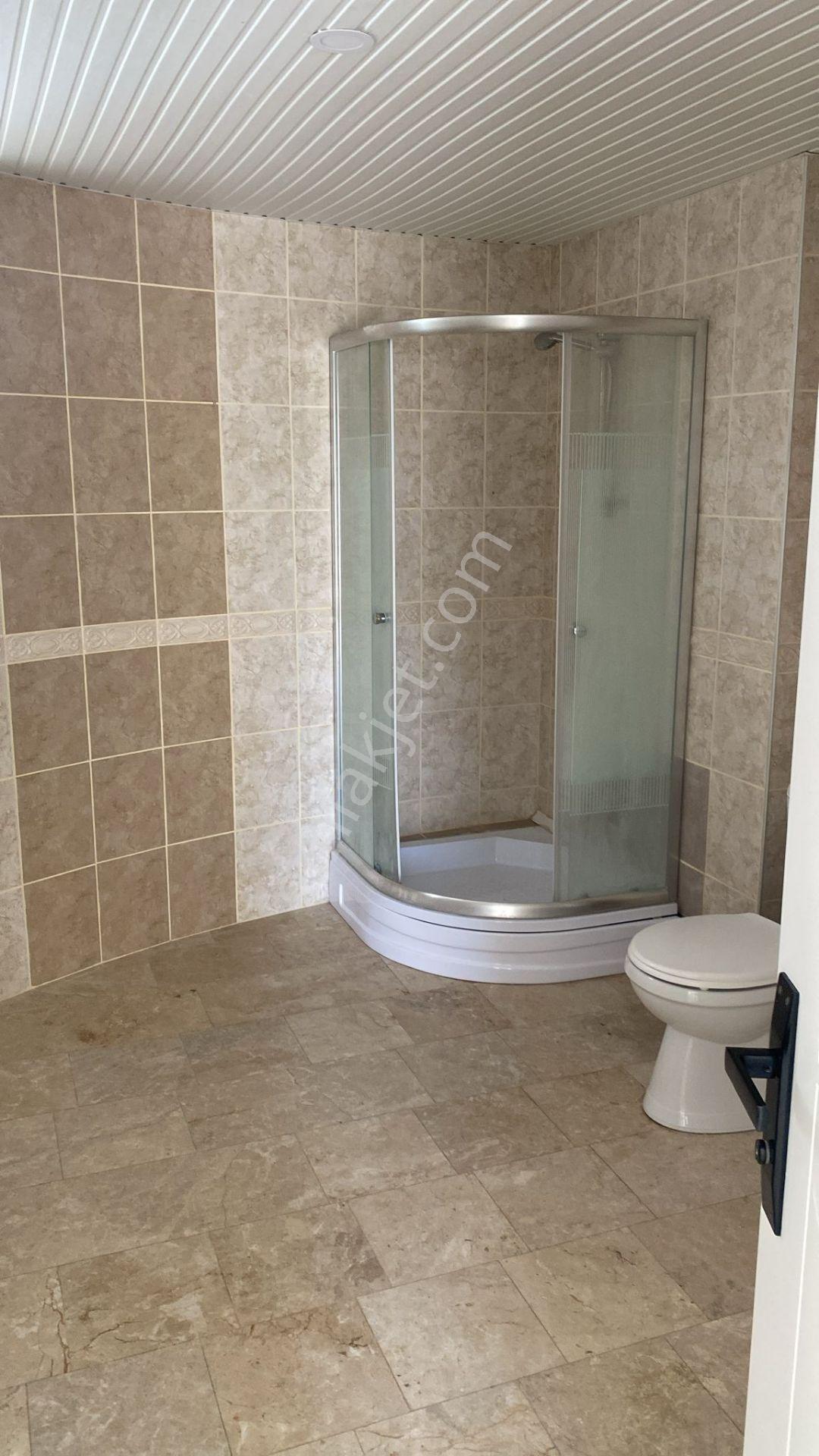Mahmutlar Mahallesinde Uzun Dönem Kiralık Tripleks Villa Mahmutlar Alanya Antalya - Görsel 25