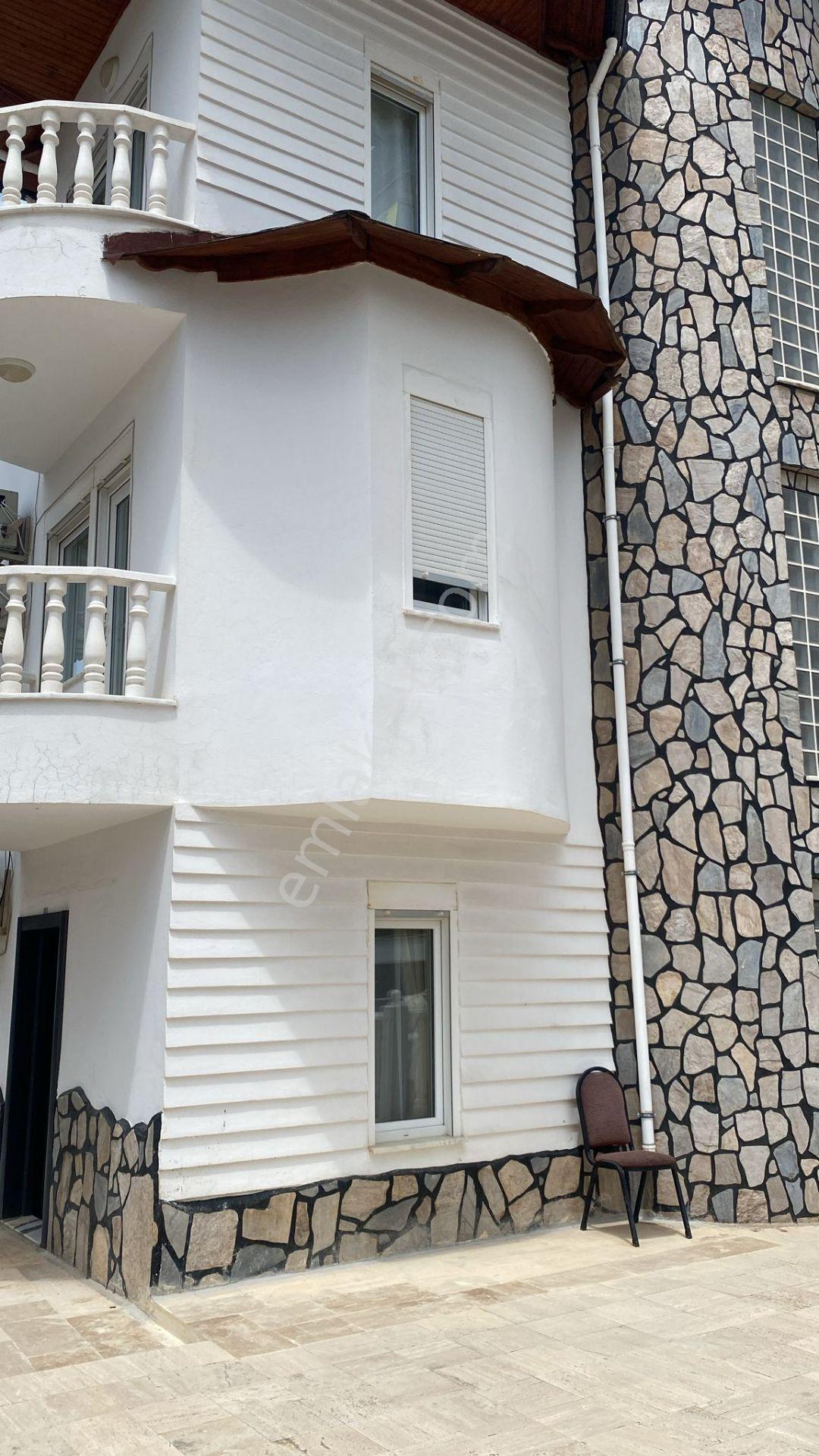 Mahmutlar Mahallesinde Uzun Dönem Kiralık Tripleks Villa Mahmutlar Alanya Antalya - Görsel 28