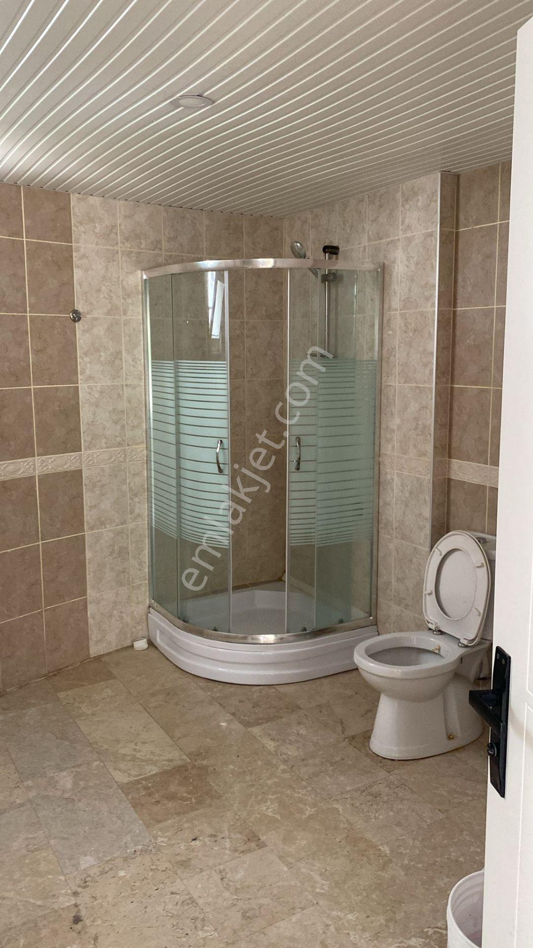 Mahmutlar Mahallesinde Uzun Dönem Kiralık Tripleks Villa Mahmutlar Alanya Antalya - Görsel 16