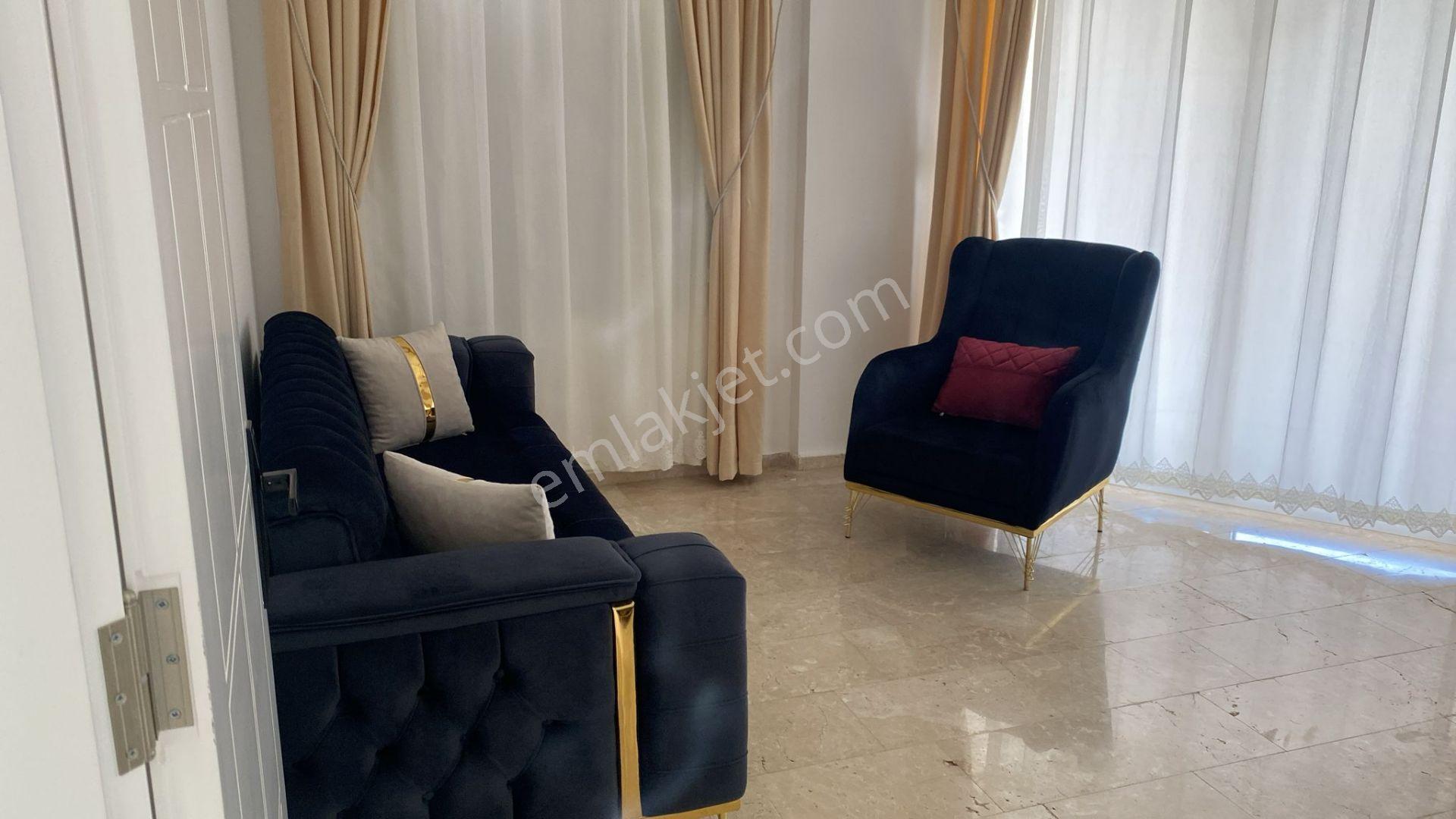 Mahmutlar Mahallesinde Uzun Dönem Kiralık Tripleks Villa Mahmutlar Alanya Antalya - Görsel 13