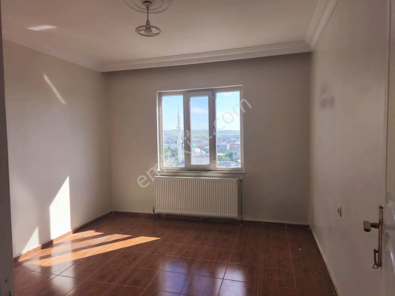 Emlak 72 Den 3+1 Kiralık Daire - Görsel 13