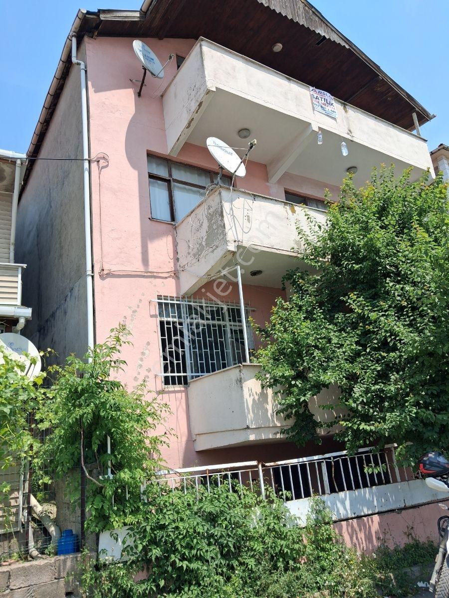 Körfrez Kirazlıyalı'da Deniz Manzaralı, Okula Ve Sahile Yakın