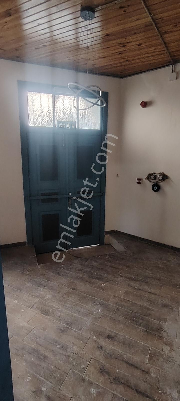 Engin Erdem Den 200m² Tarihi Bina (3 Katlı, 2. Derece) - Görsel 8