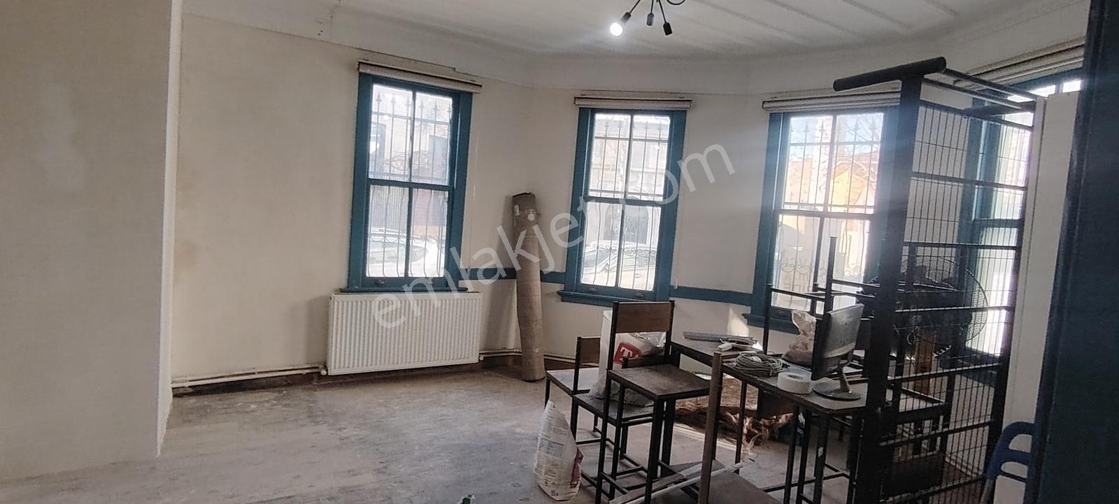 Engin Erdem Den 200m² Tarihi Bina (3 Katlı, 2. Derece) - Görsel 14