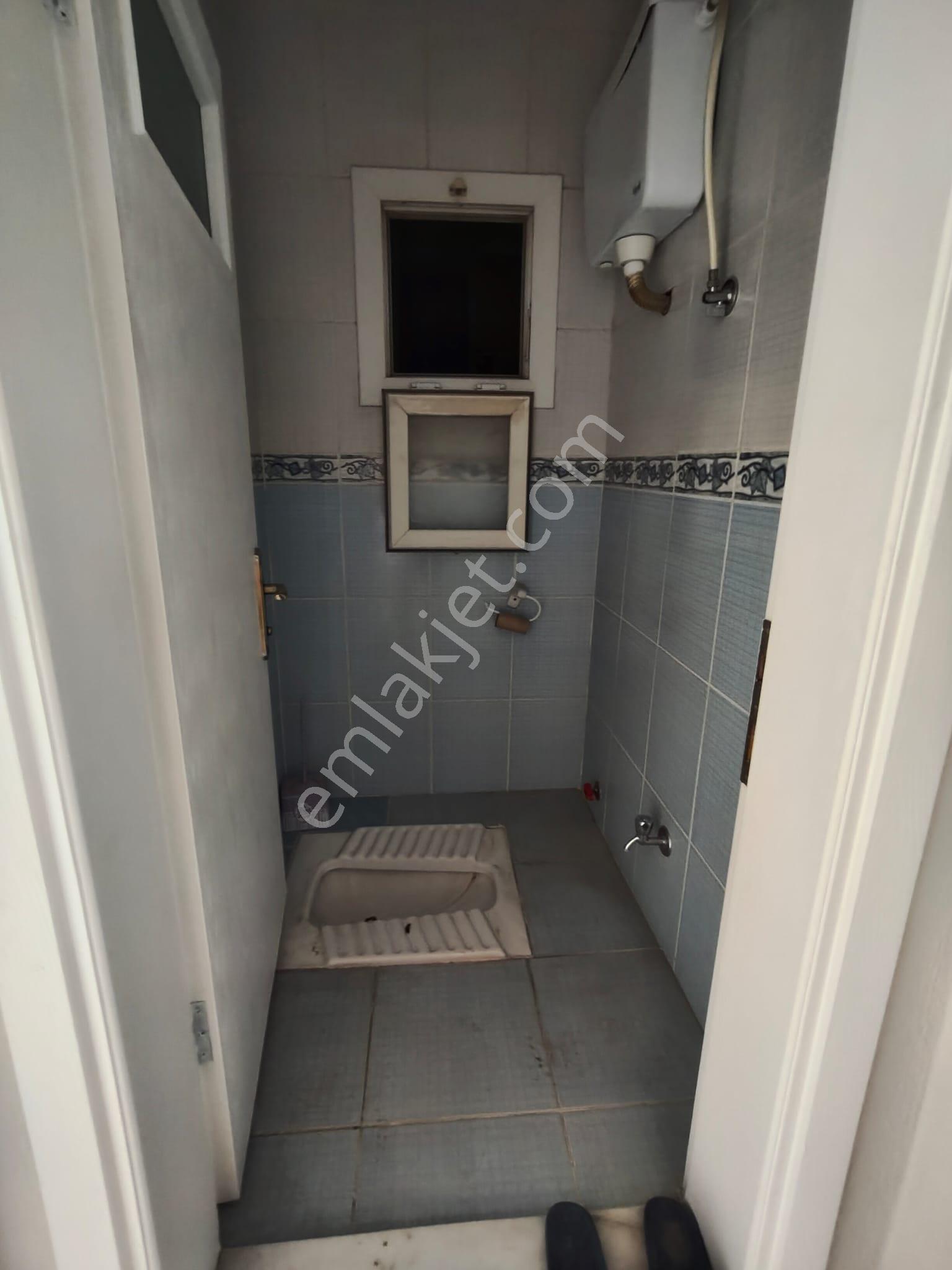 Menderes Turyap'tan Atatürk Cd. Üzeri 3+1 Kiralık Daire - Görsel 12
