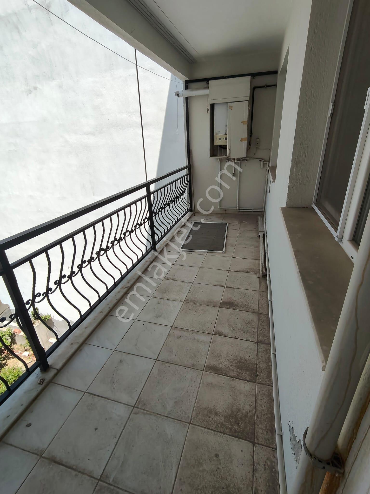 Menderes Turyap'tan Atatürk Cd. Üzeri 3+1 Kiralık Daire - Görsel 7
