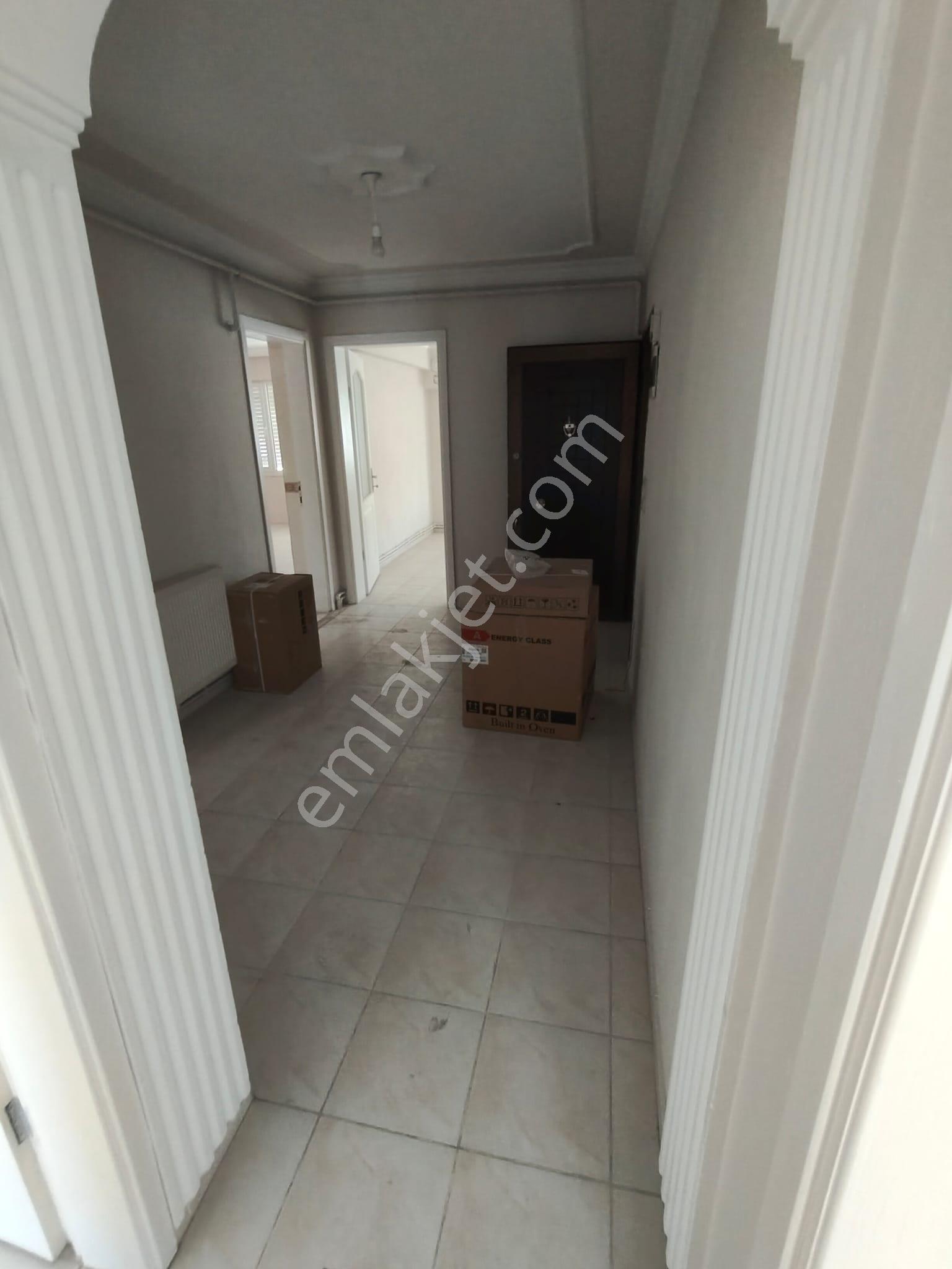 Menderes Turyap'tan Atatürk Cd. Üzeri 3+1 Kiralık Daire - Görsel 5