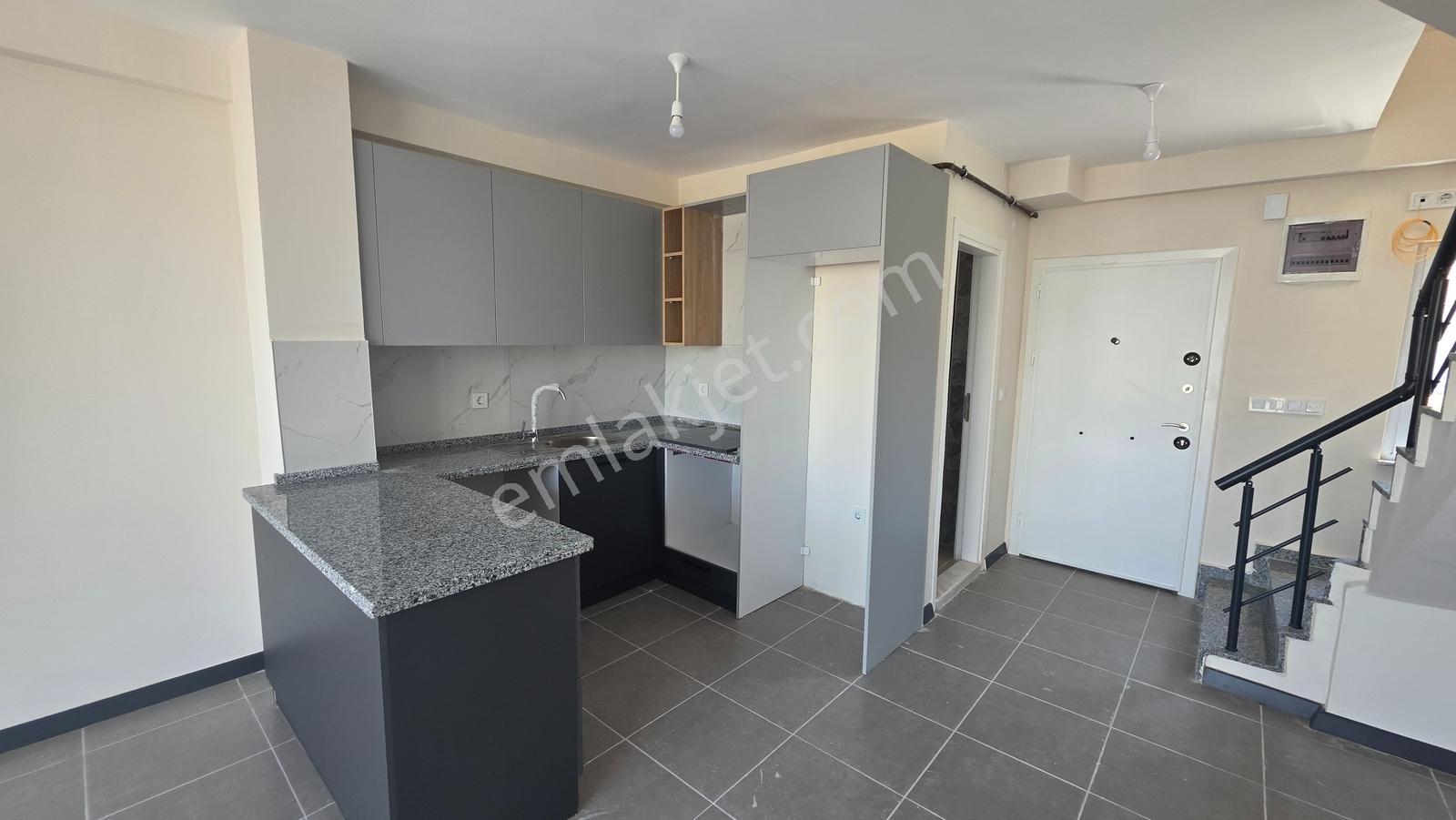 Gömeç Keremköy'de Doğalgazlı Havuzlu 3+1 Satılık Villa - Görsel 26