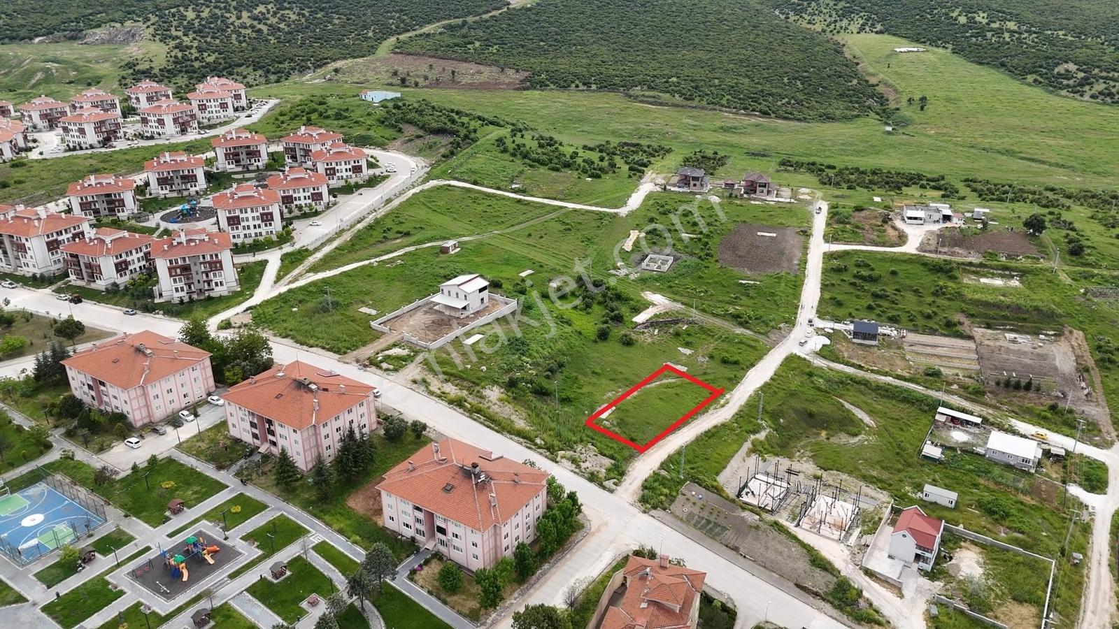 Zeybek Emlaktan Manyas Kızık'ta Köşe Parsel Arsamız Satışta - Görsel 22