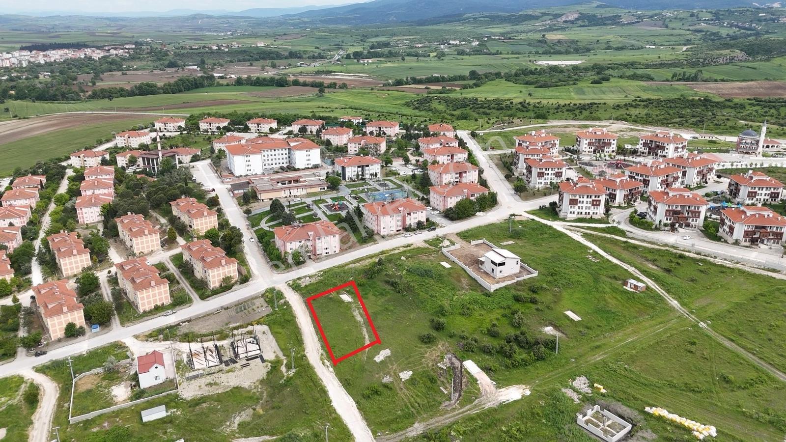 Zeybek Emlaktan Manyas Kızık'ta Köşe Parsel Arsamız Satışta - Görsel 21