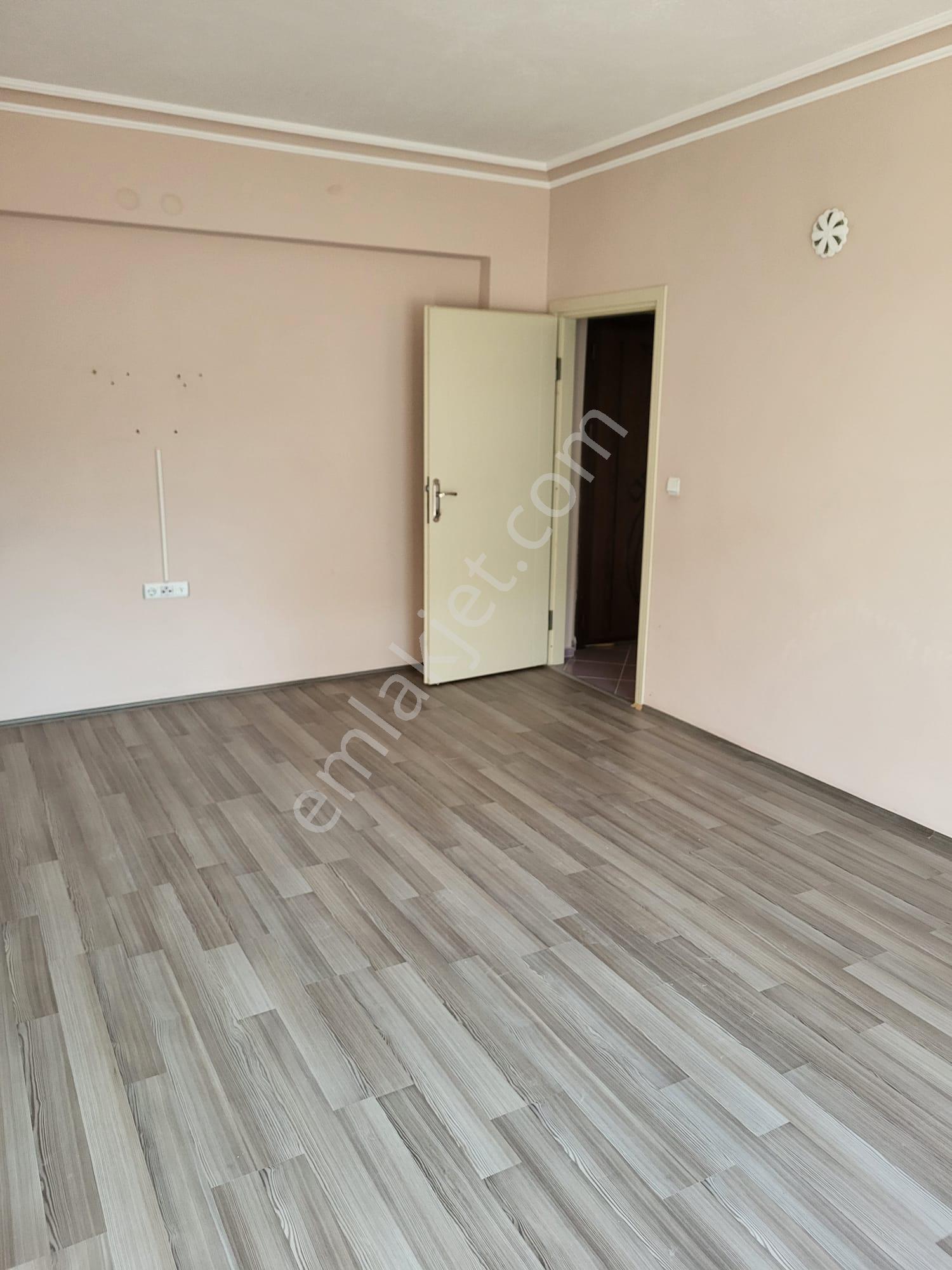 Çorum Merkez Bahçeli Evler Mahallesinde Kiralık3+1 Daire - Görsel 9