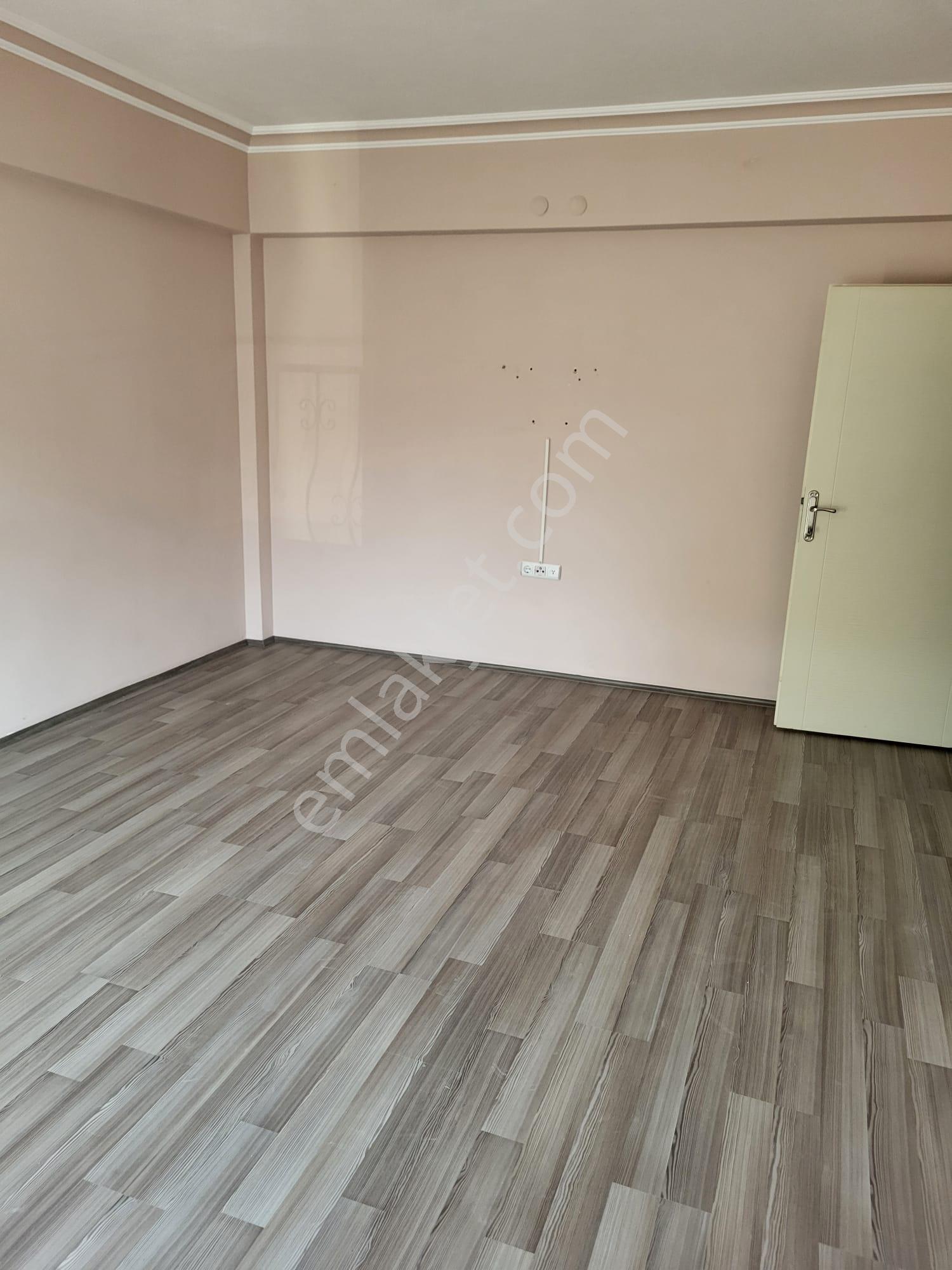 Çorum Merkez Bahçeli Evler Mahallesinde Kiralık3+1 Daire - Görsel 6