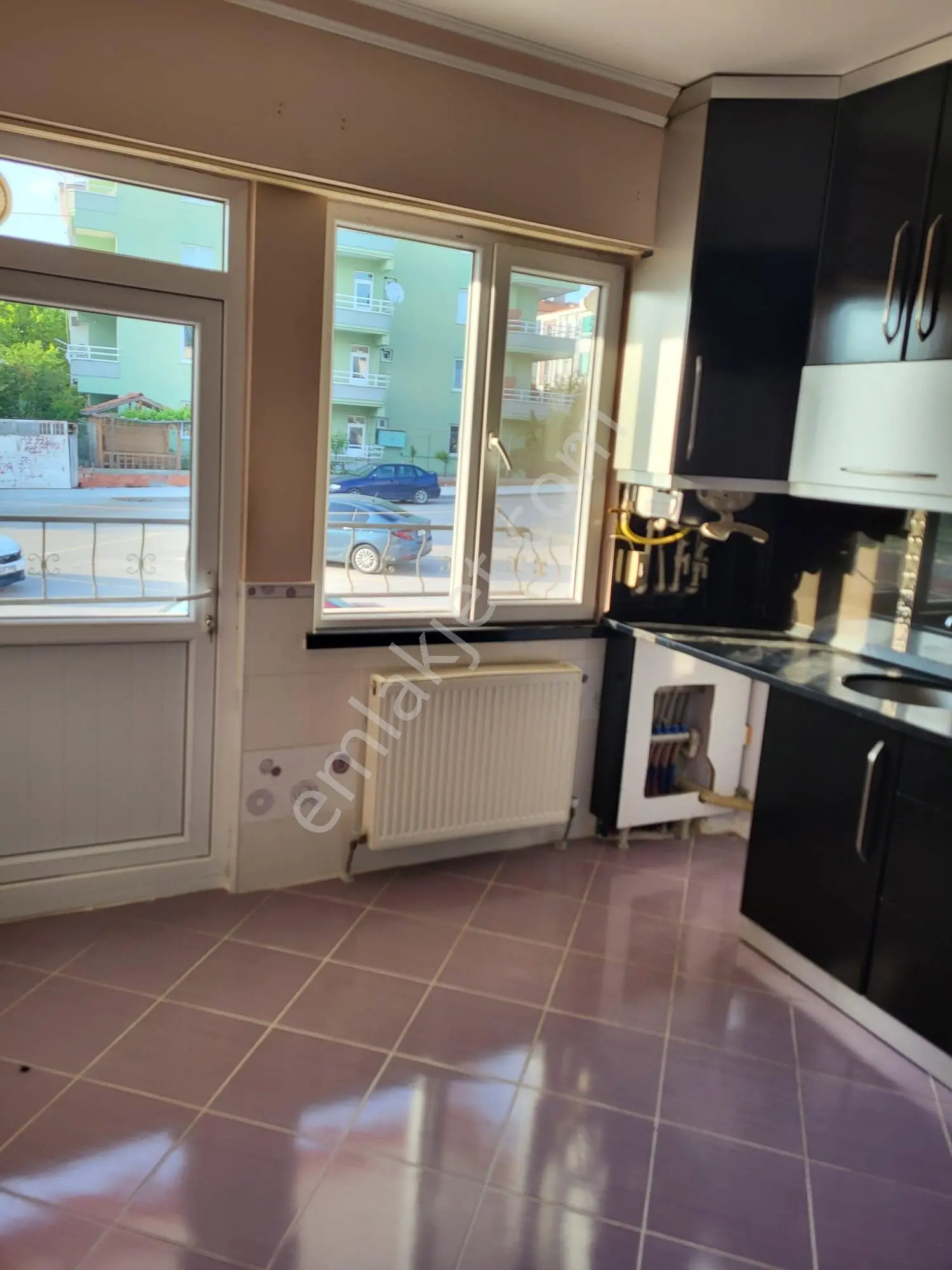 Çorum Merkez Bahçeli Evler Mahallesinde Kiralık3+1 Daire - Görsel 4