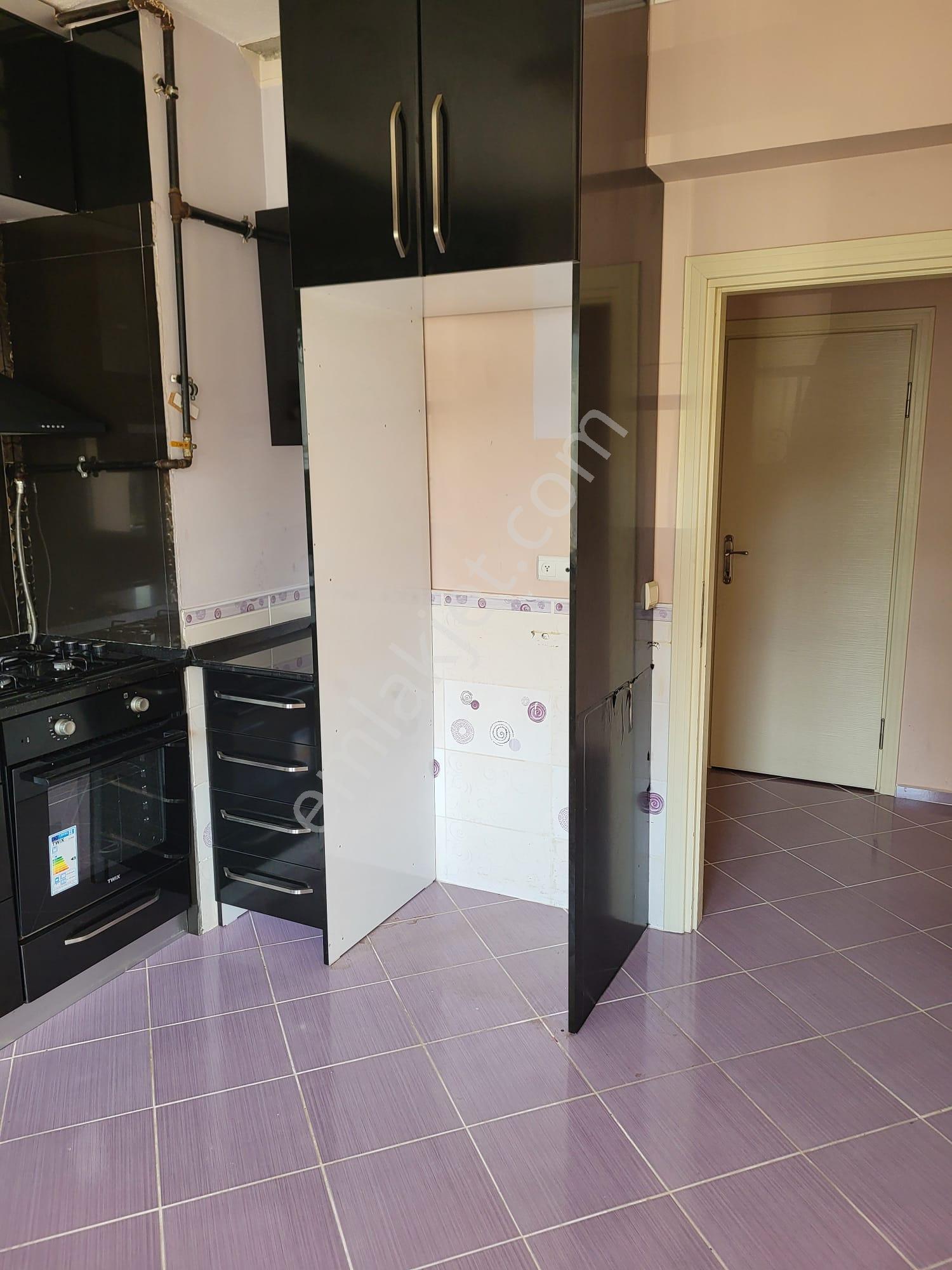 Çorum Merkez Bahçeli Evler Mahallesinde Kiralık3+1 Daire - Görsel 10