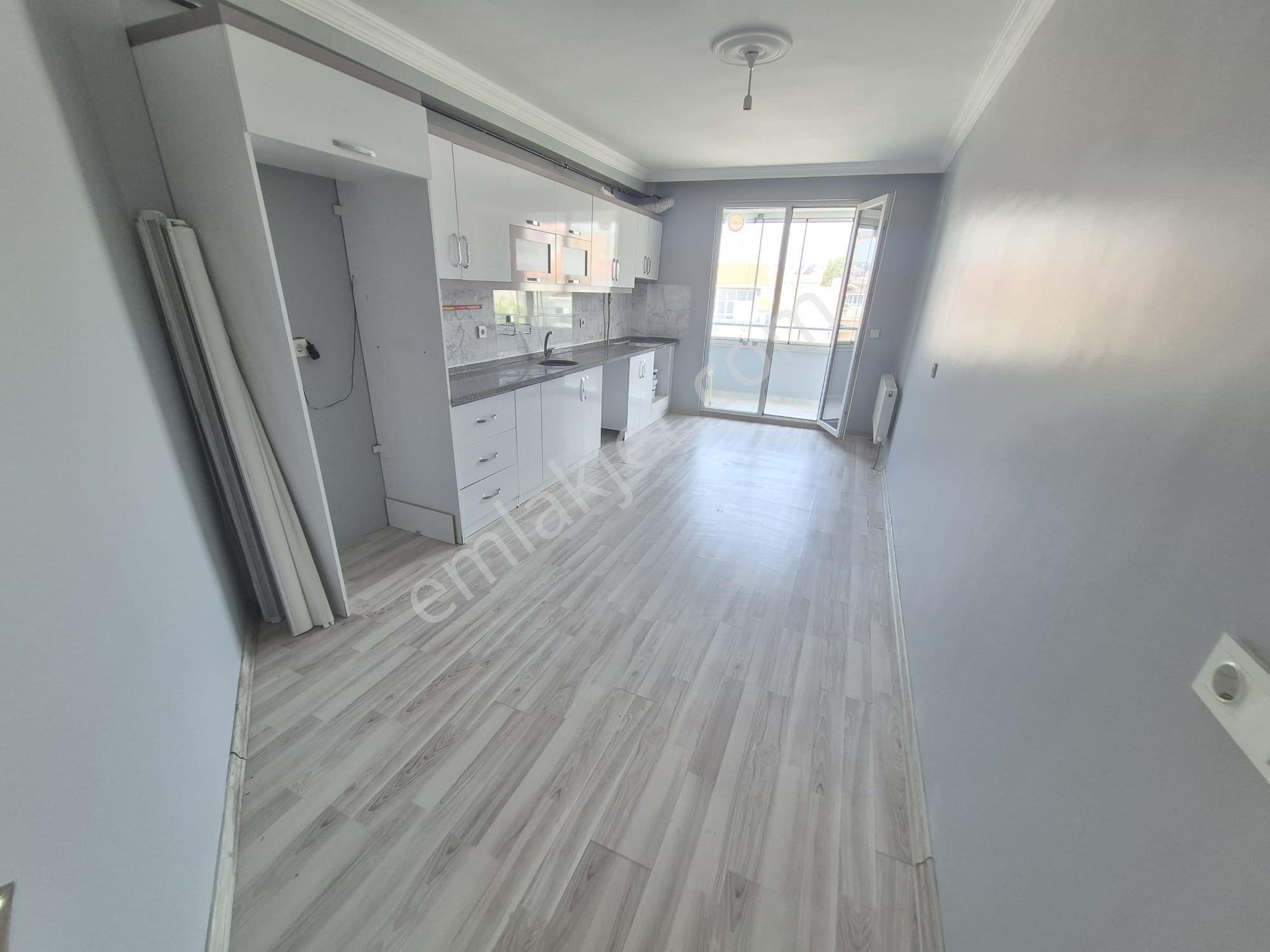 Delux'den Çiftlikönü Mah.'de 130m2 Kiralık 2+1 Daire - Görsel 9