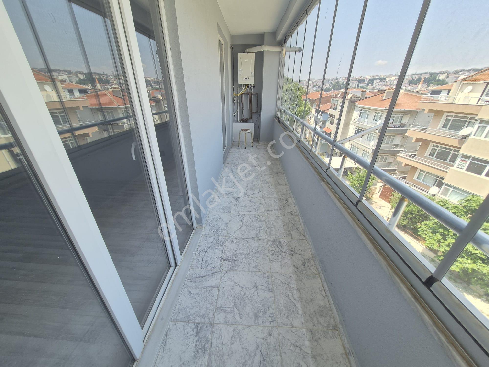 Delux'den Çiftlikönü Mah.'de 130m2 Kiralık 2+1 Daire - Görsel 14