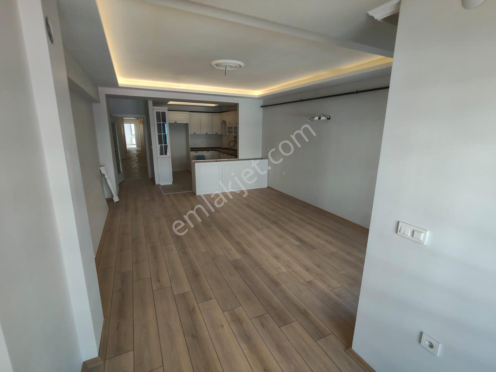 Menderes Turyap'tan Atatürk Cd Üzeri 4+1 Kiralık Çatı Dublexi - Görsel 25