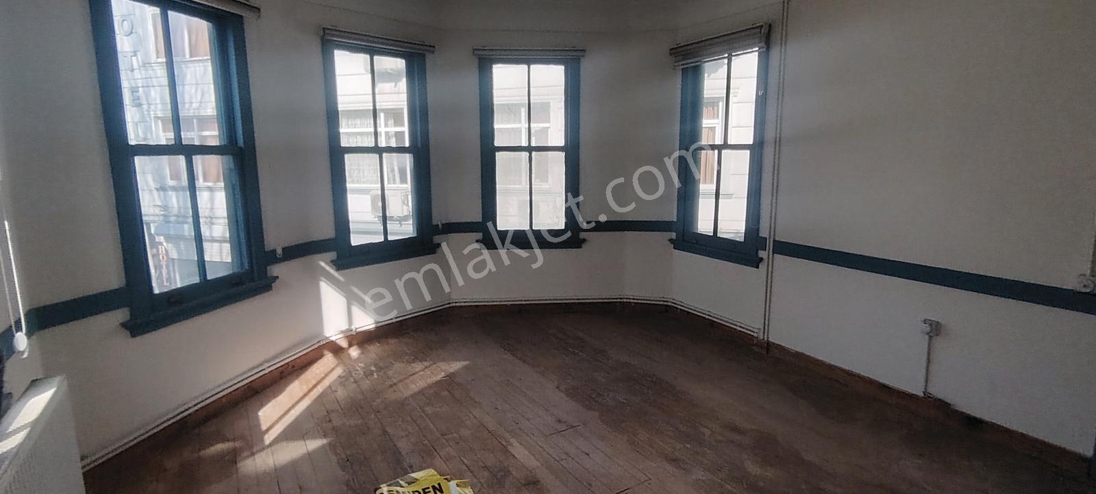 Engin Erdem Den 200m² Tarihi Bina (3 Katlı, 2. Derece Tescilli) - Görsel 11