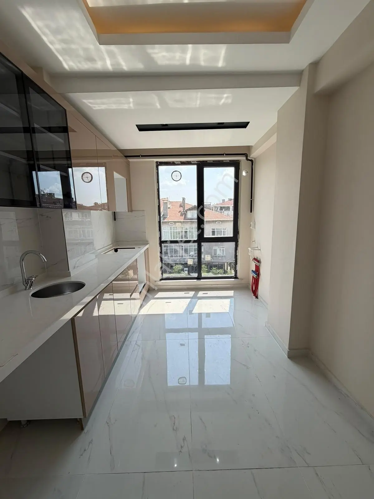 Hatip Mahallesinde 2+1 Araç Takaslı Sıfır Daire