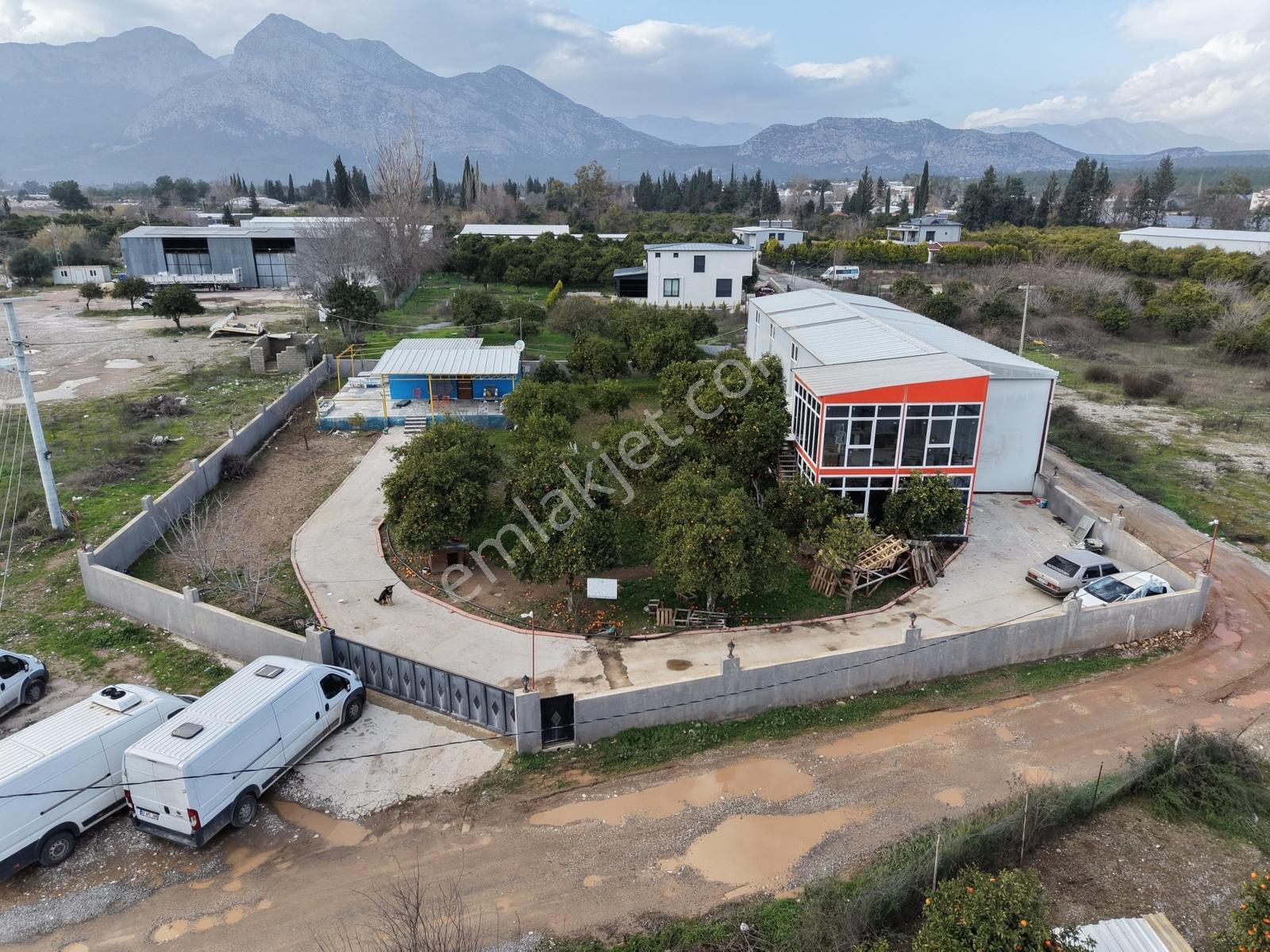 Çakırlarda 1800m2 Arsalı 450m2 İmalathane Ve Müstakil Evli Tesis - Görsel 14