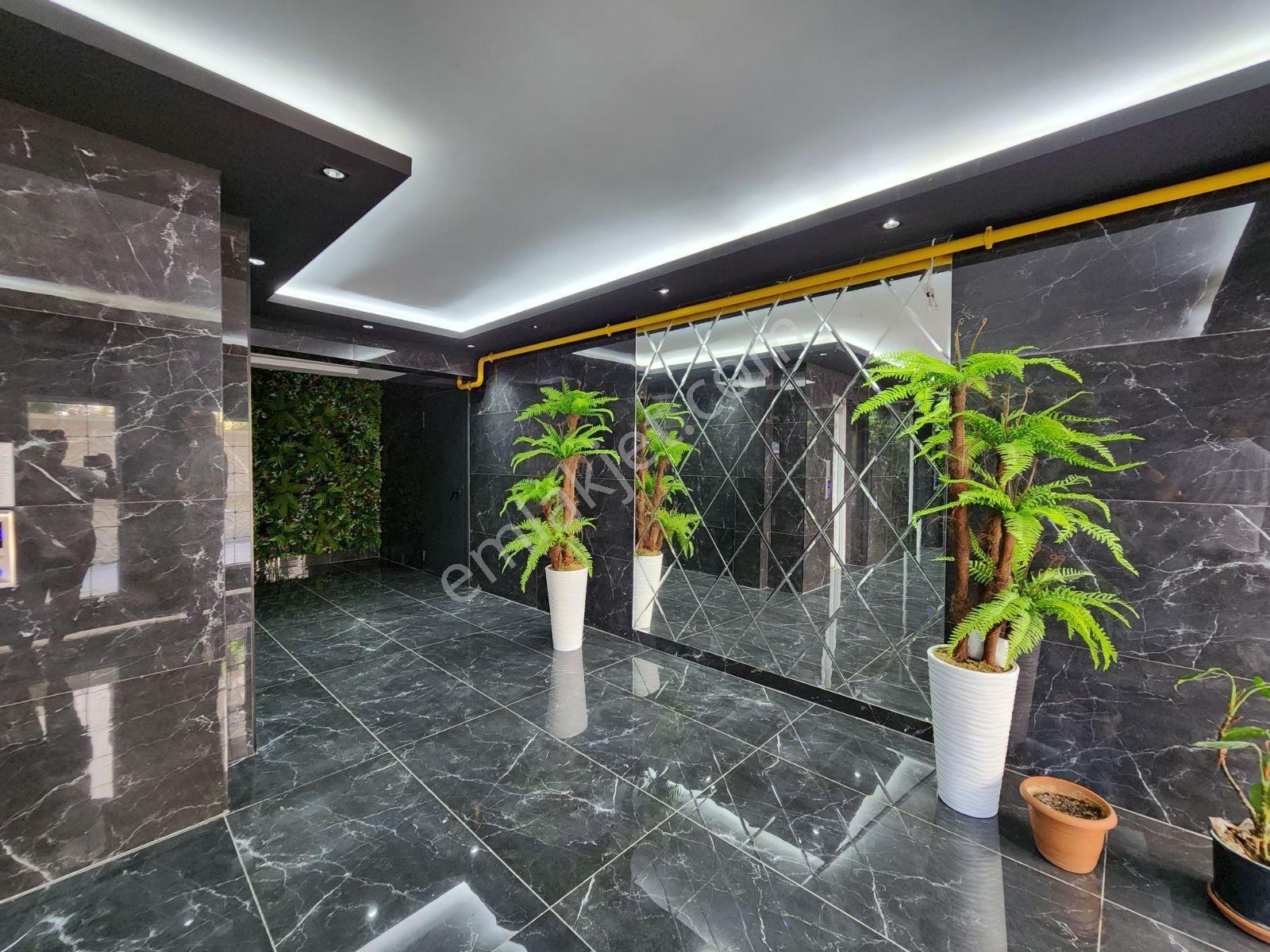 Nişantaşı Caddesinde Sıfır Kiralık 1+1 Daire - Görsel 27
