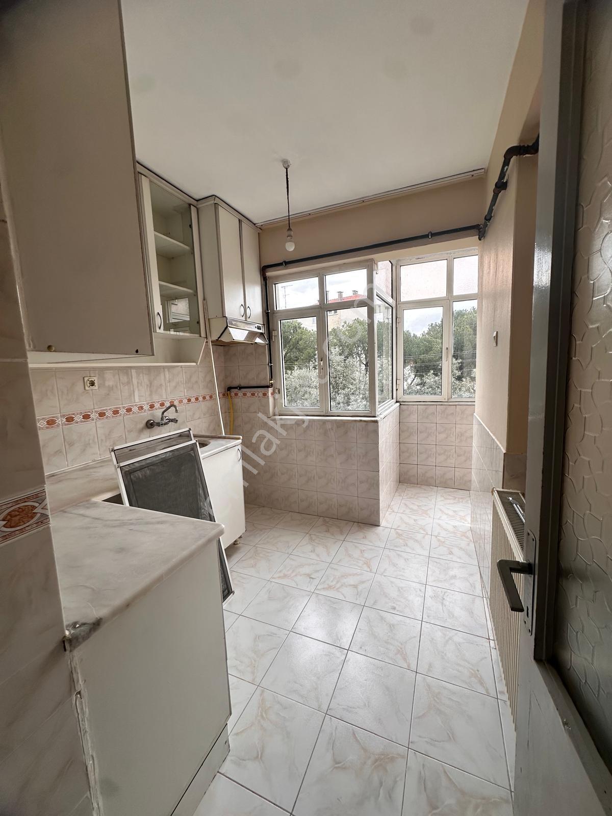 Kurşun Grup'tan Laleli Mah. Harika Konumda 2+1 Kiralık Arakat - Görsel 12
