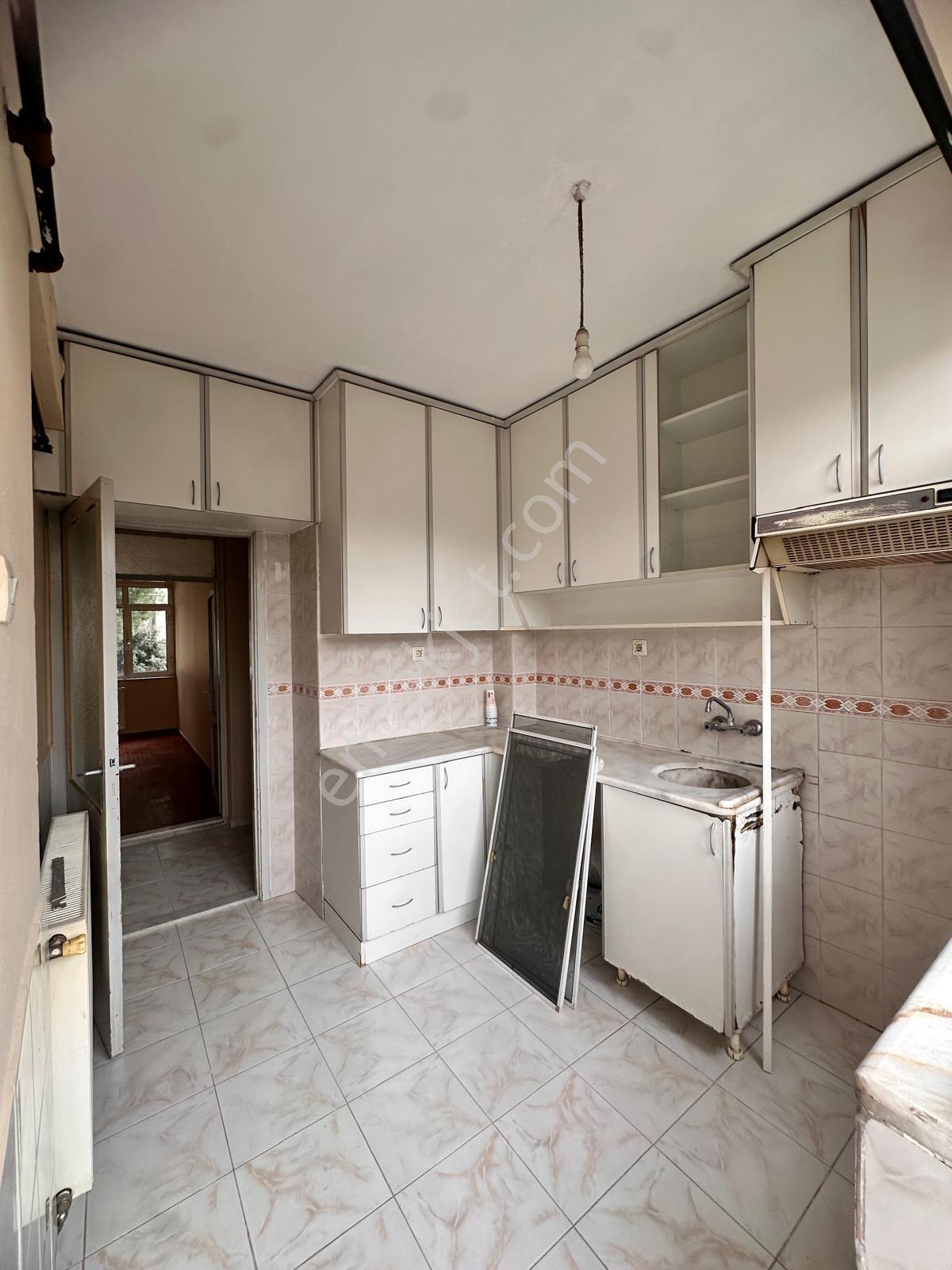 Kurşun Grup'tan Laleli Mah. Harika Konumda 2+1 Kiralık Arakat - Görsel 24
