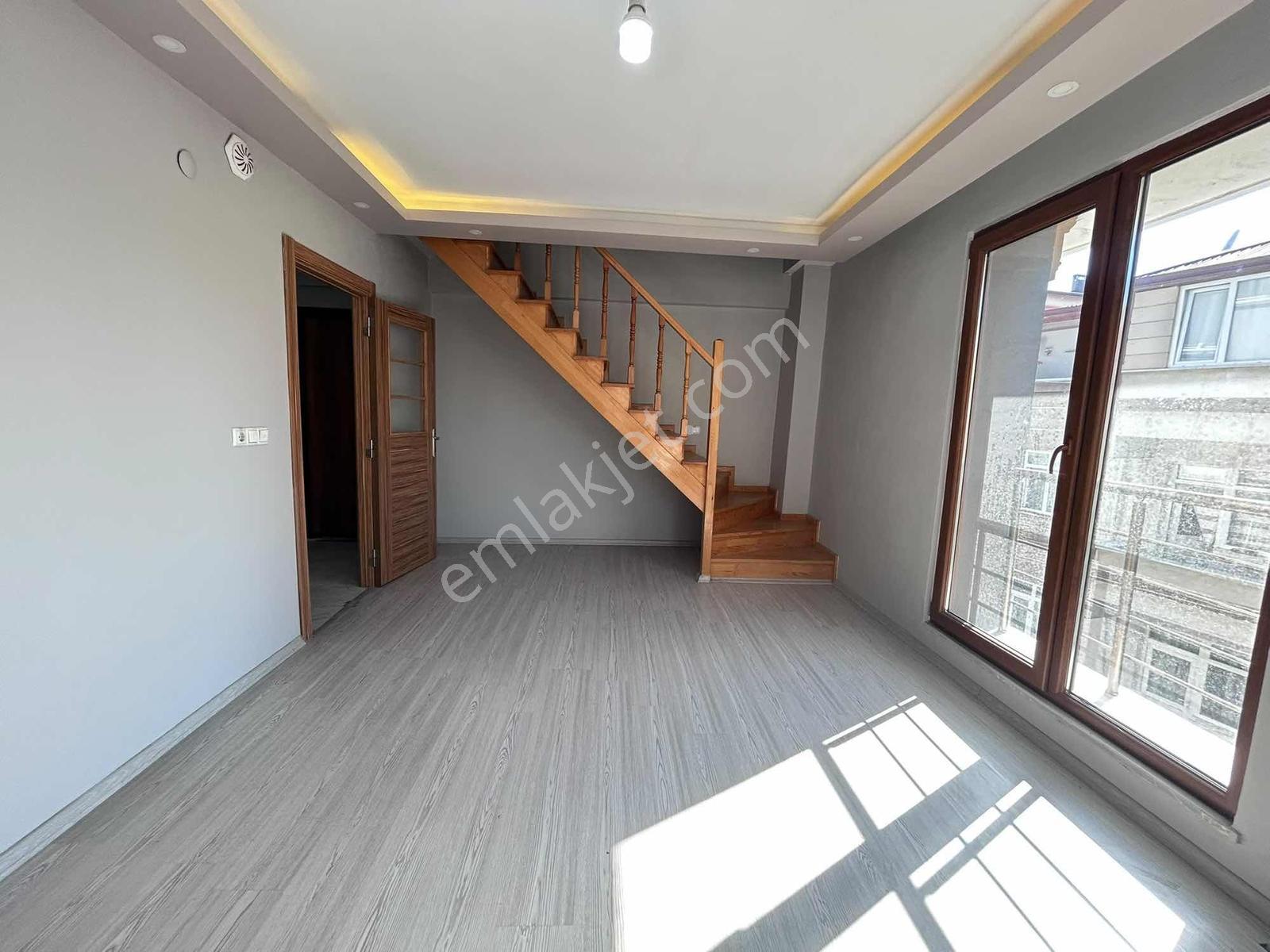 Marmaray Ve Sahile Yakın Satılık 2+1 Doğalgazlı Dubleks Daire - Görsel 7